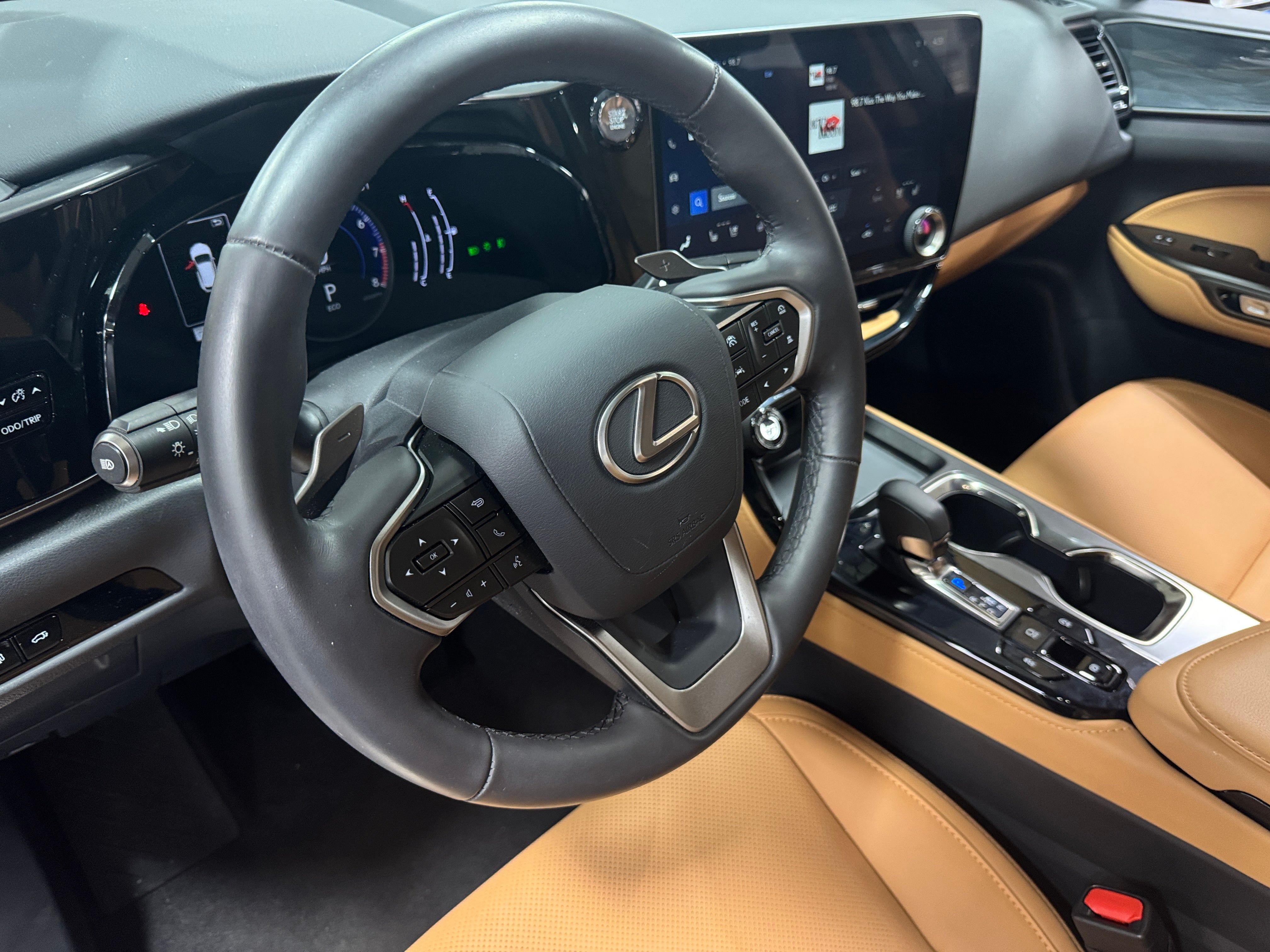2025 Lexus NX 250 4