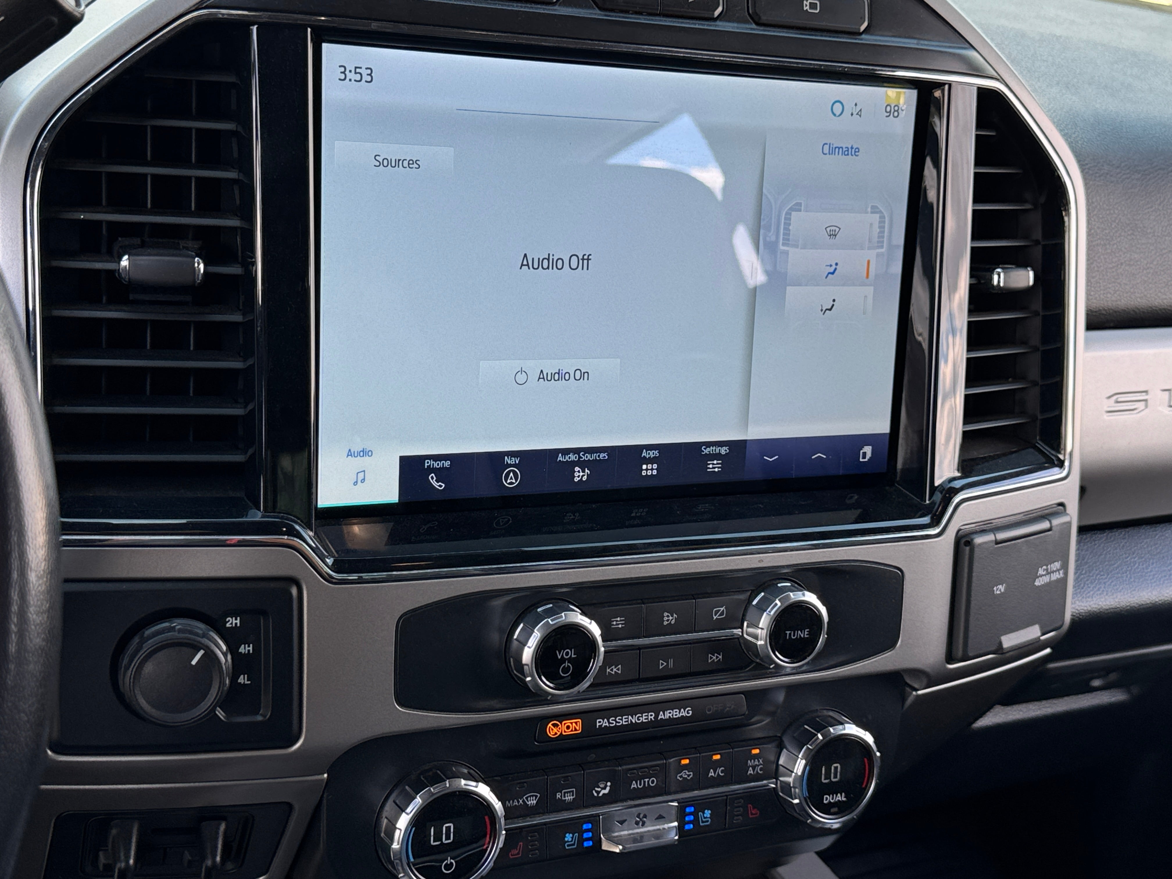 2022 Ford Econoline E-350 4