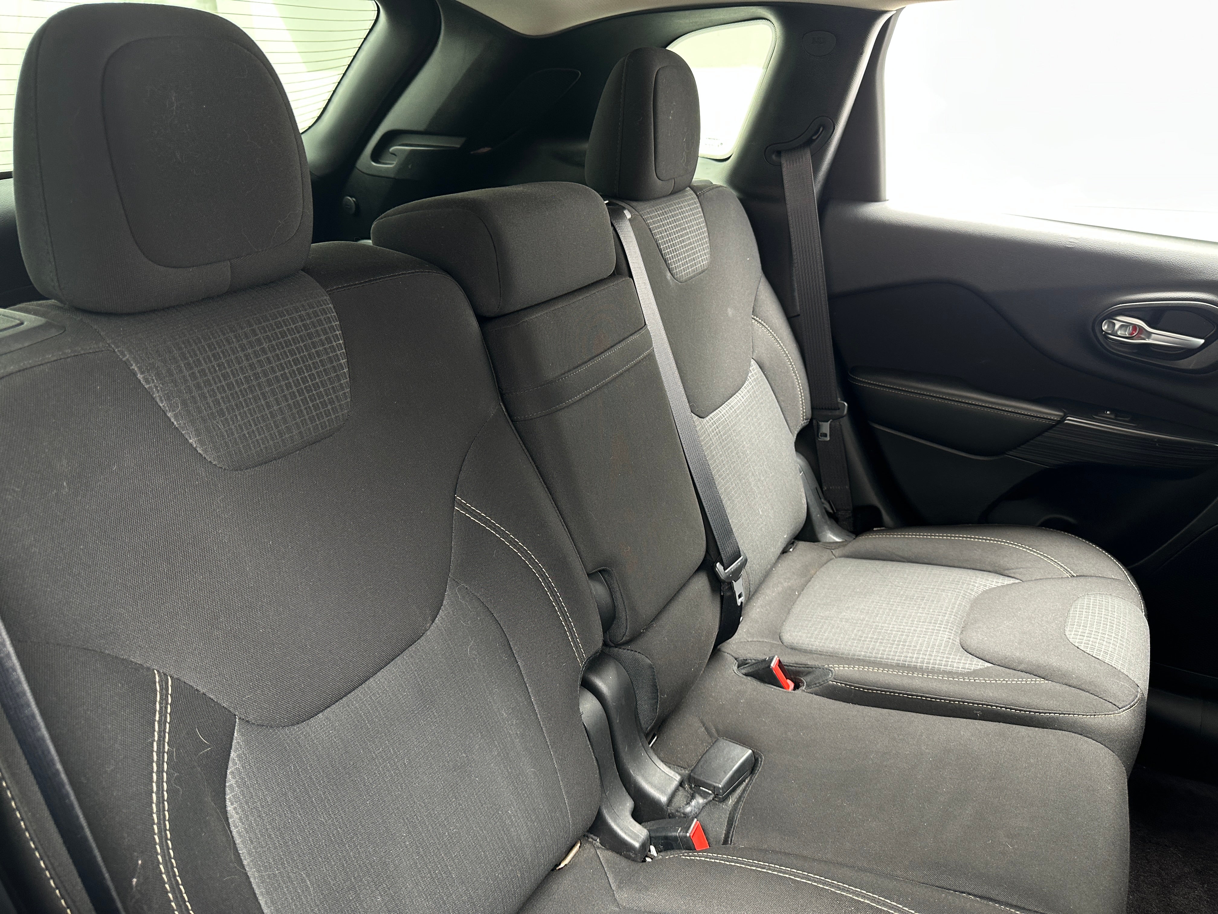 2016 Jeep Cherokee Latitude 6