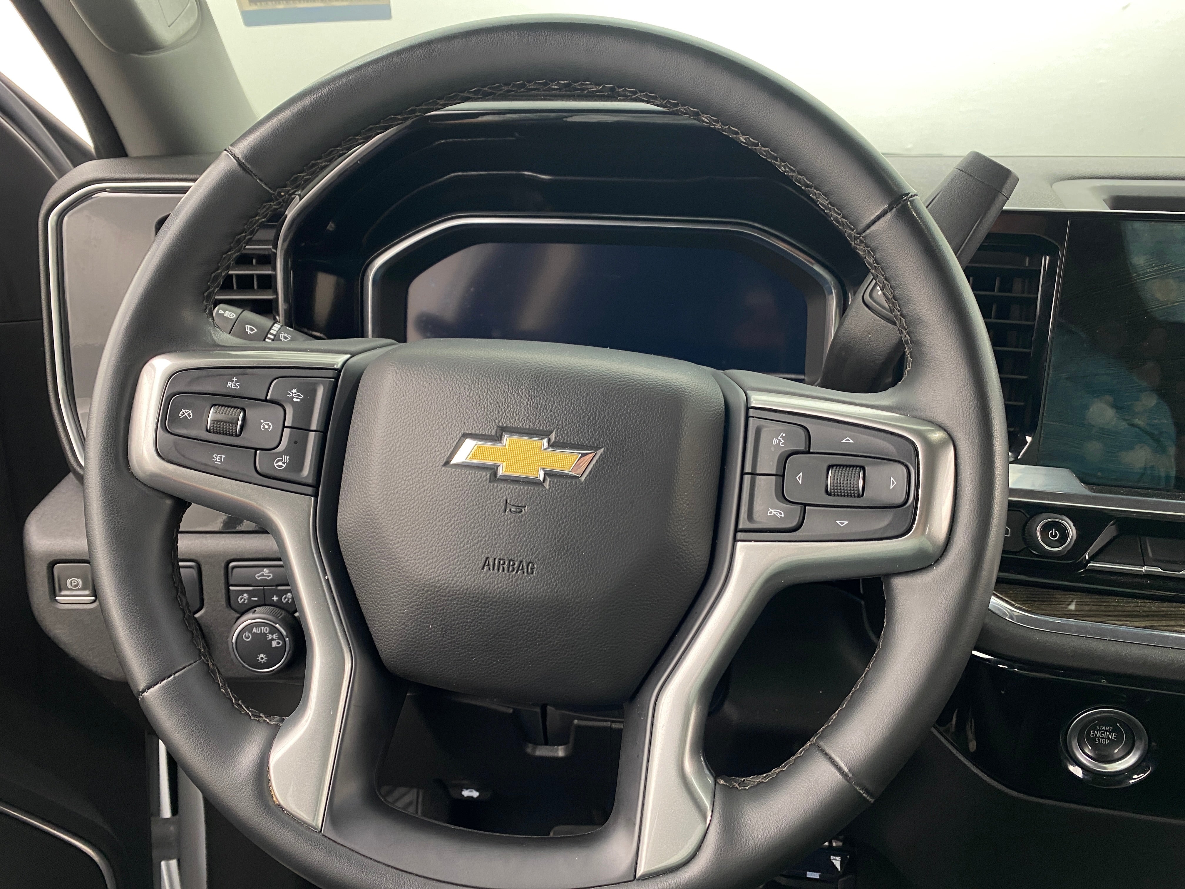 2023 Chevrolet Silverado 1500 LT 5