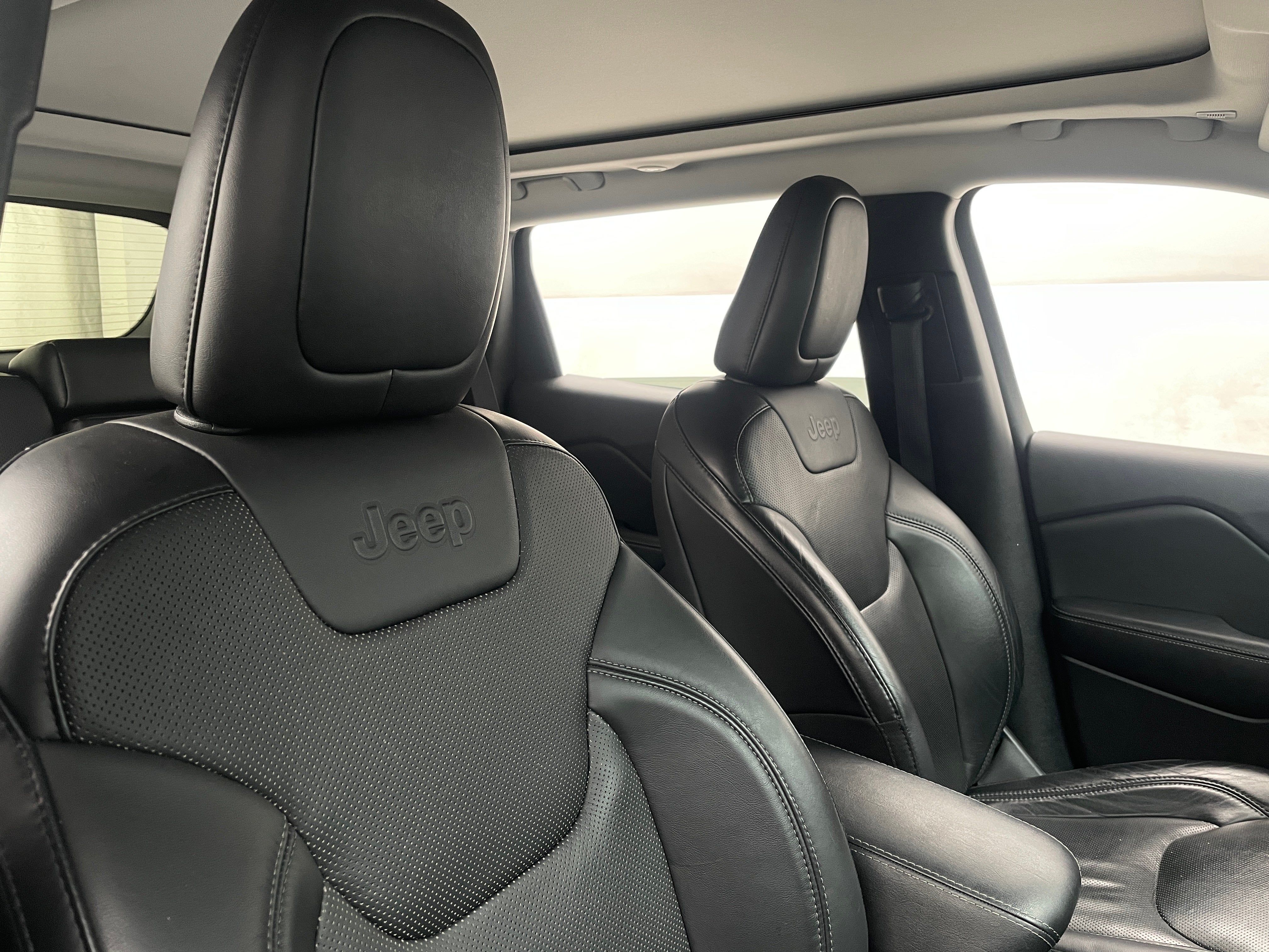 2019 Jeep Cherokee Limited Edition 2