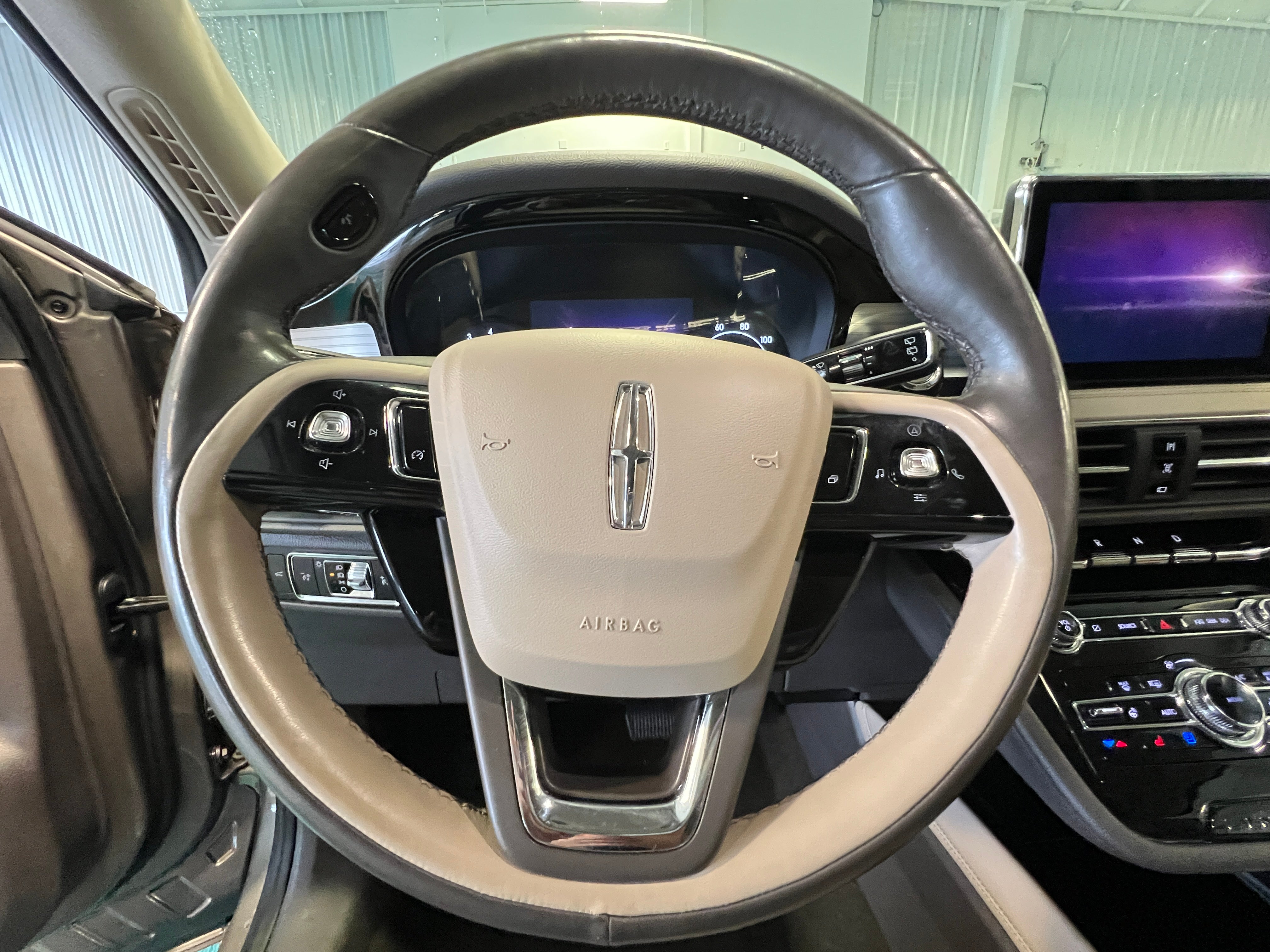 2020 Lincoln Corsair  4