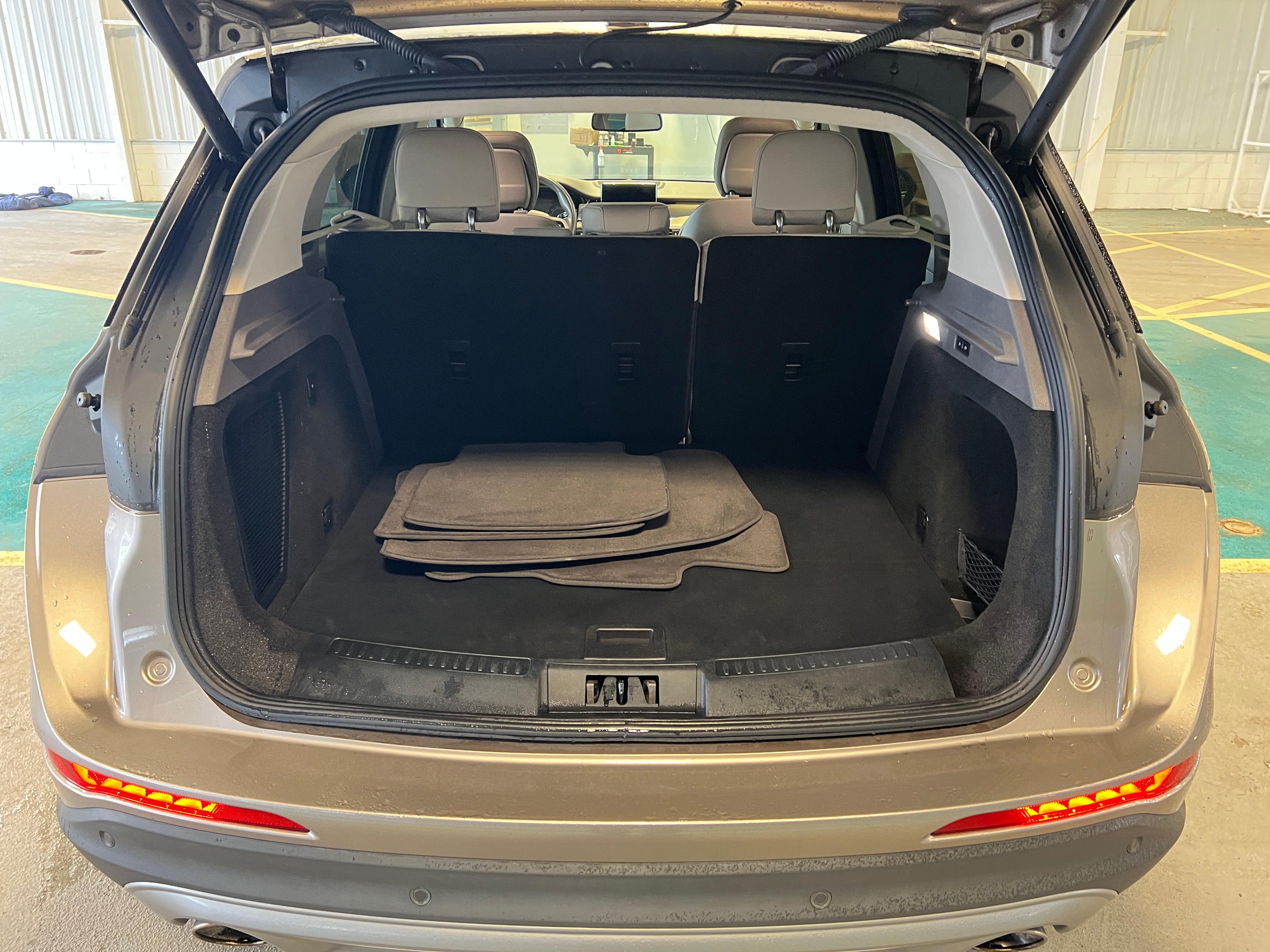 2020 Lincoln Corsair  6