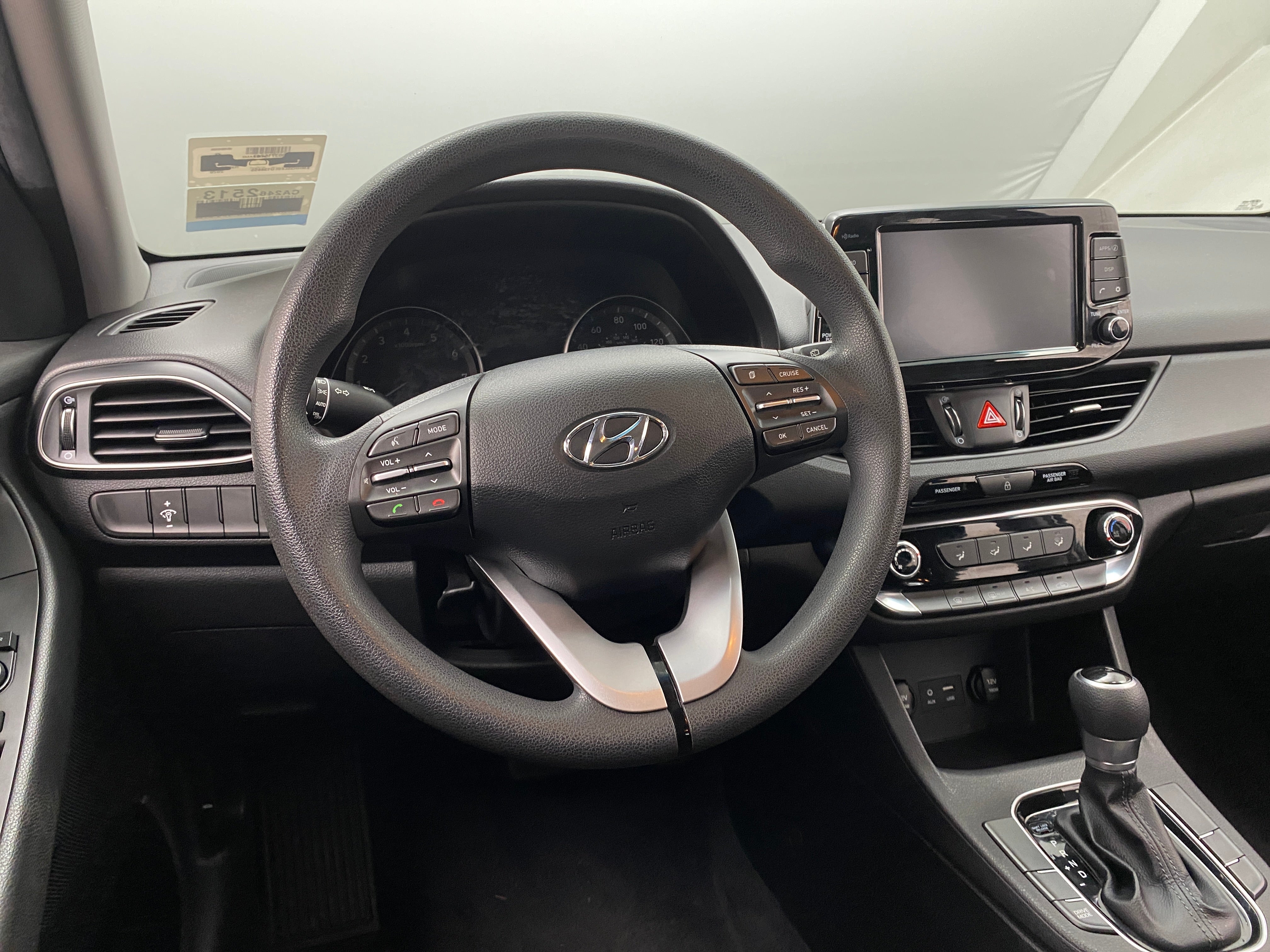 2020 Hyundai Elantra Base 5