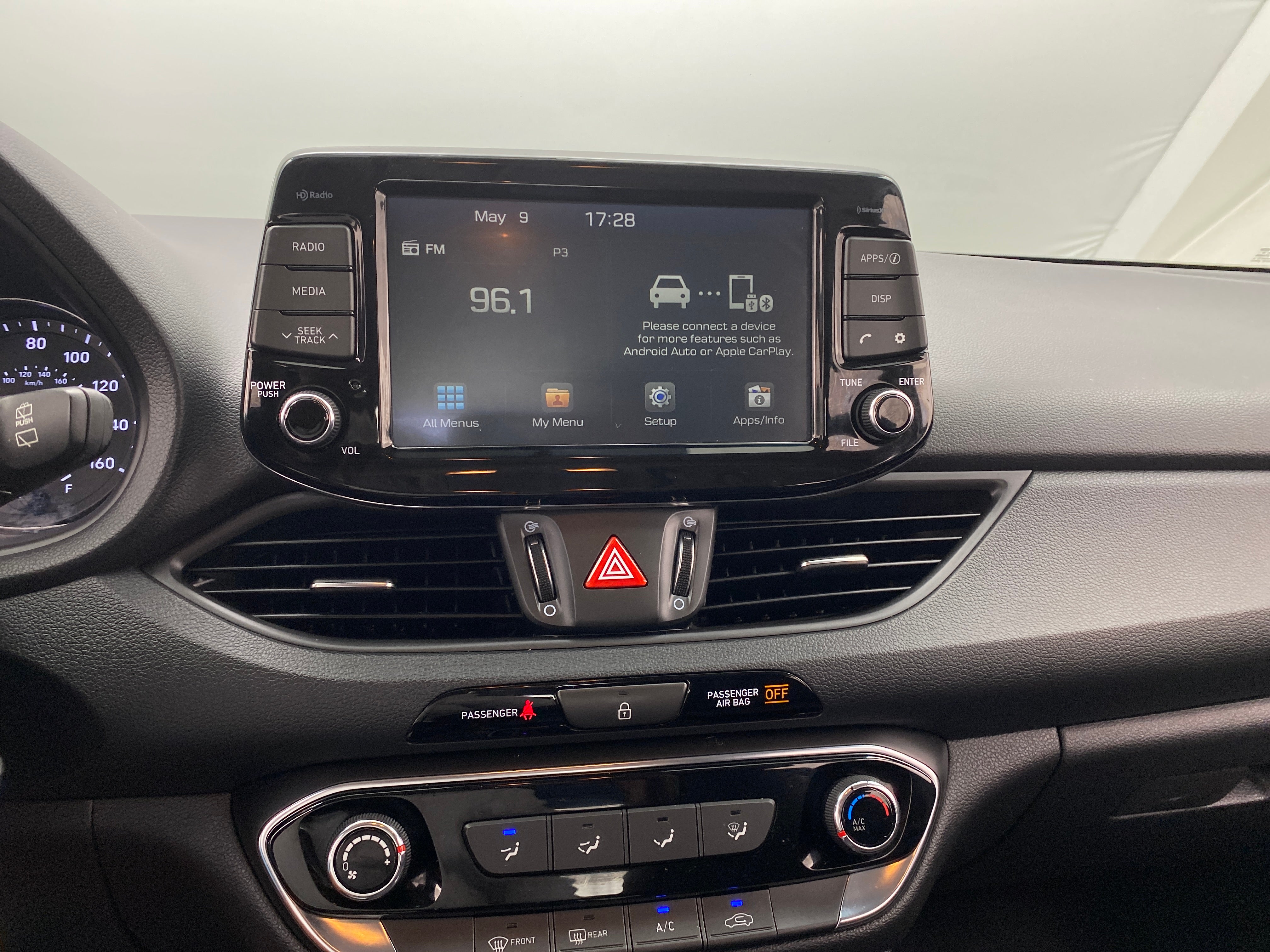 2020 Hyundai Elantra Base 4