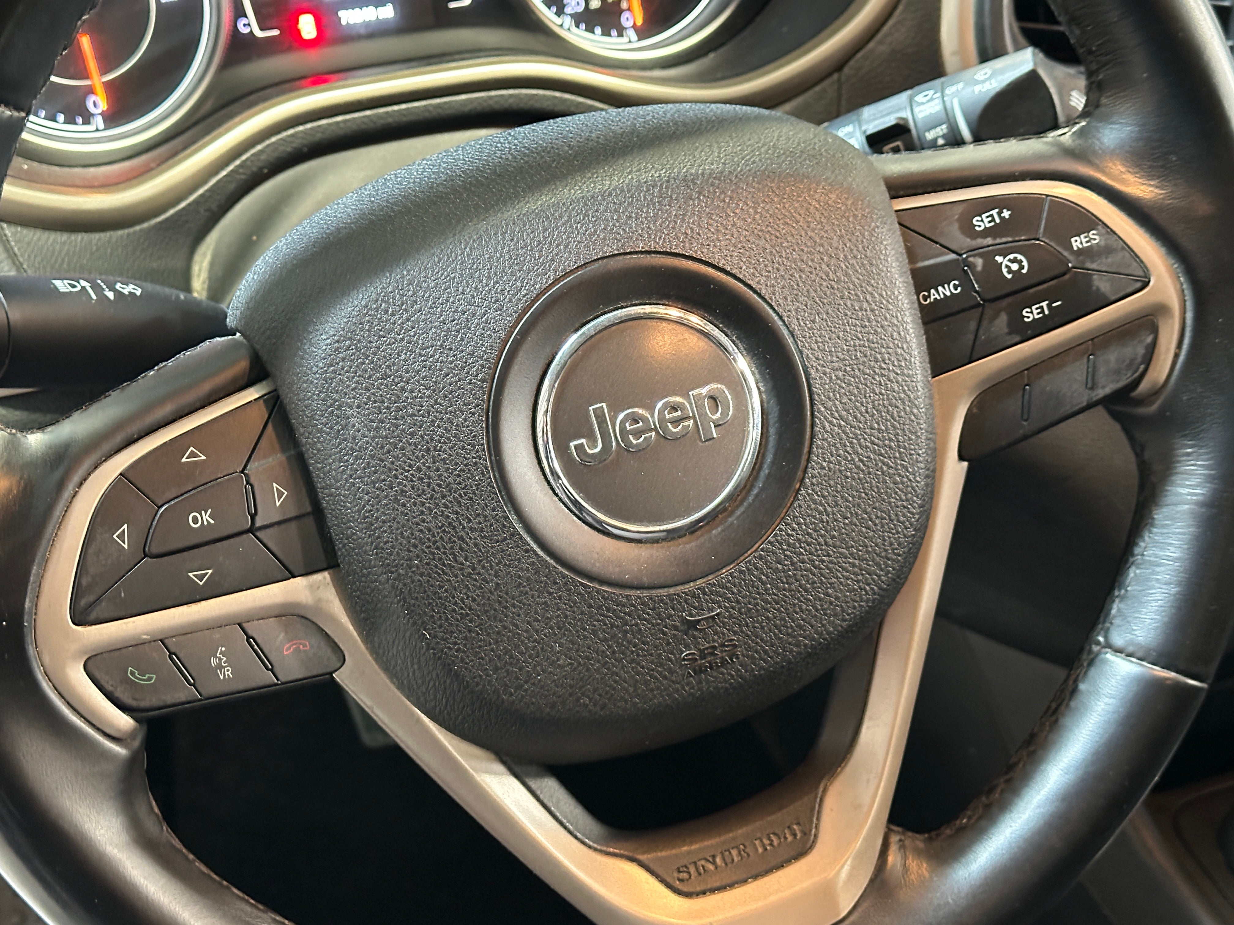 2016 Jeep Cherokee Sport Altitude 5