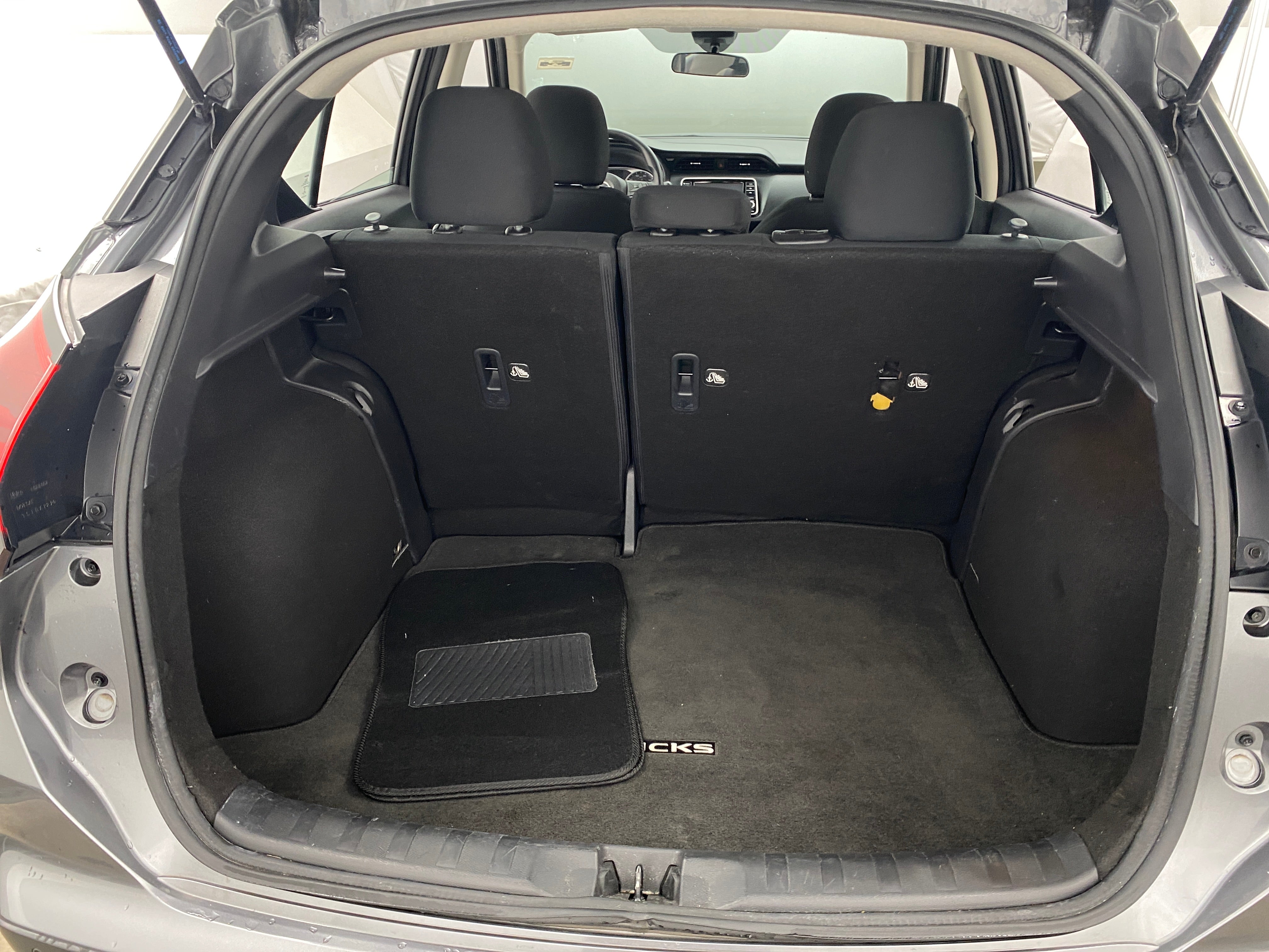 2023 Nissan Kicks S 7