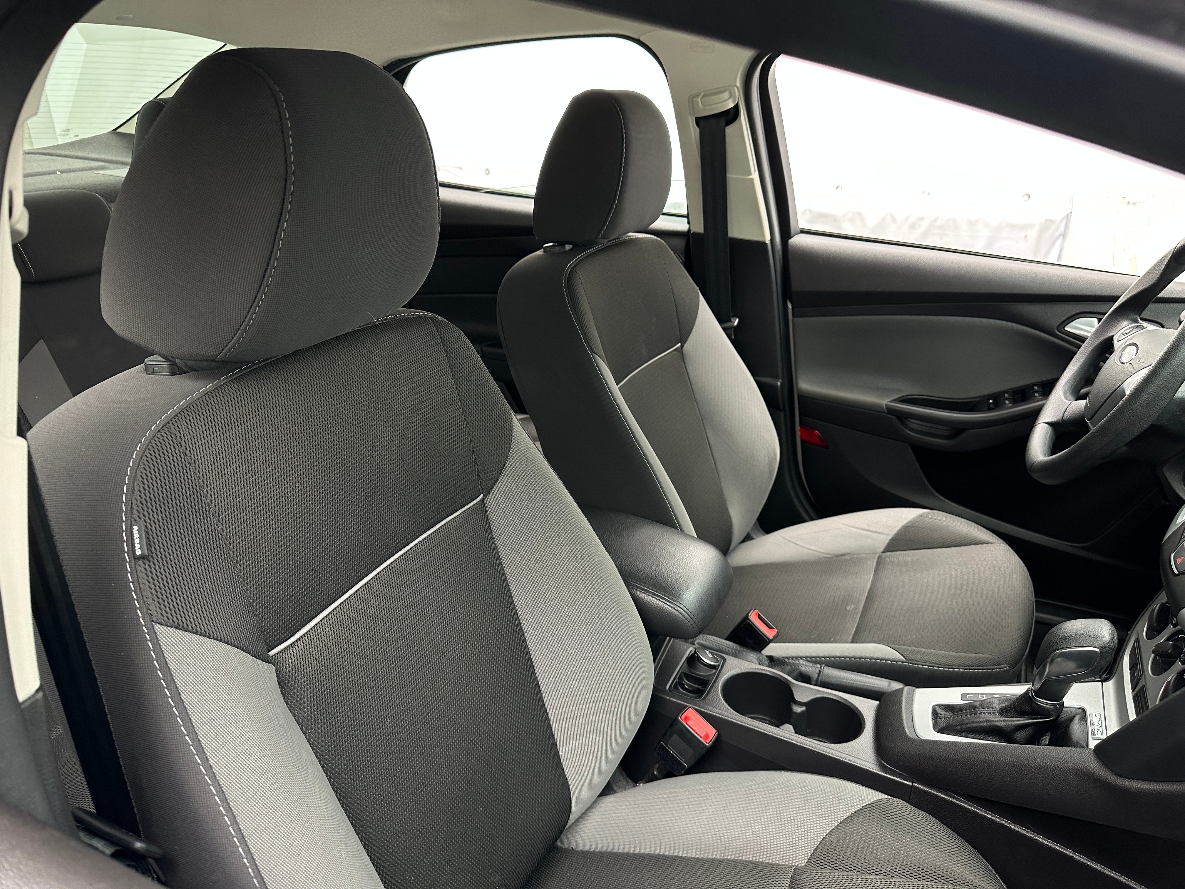 2014 Ford Focus SE 2
