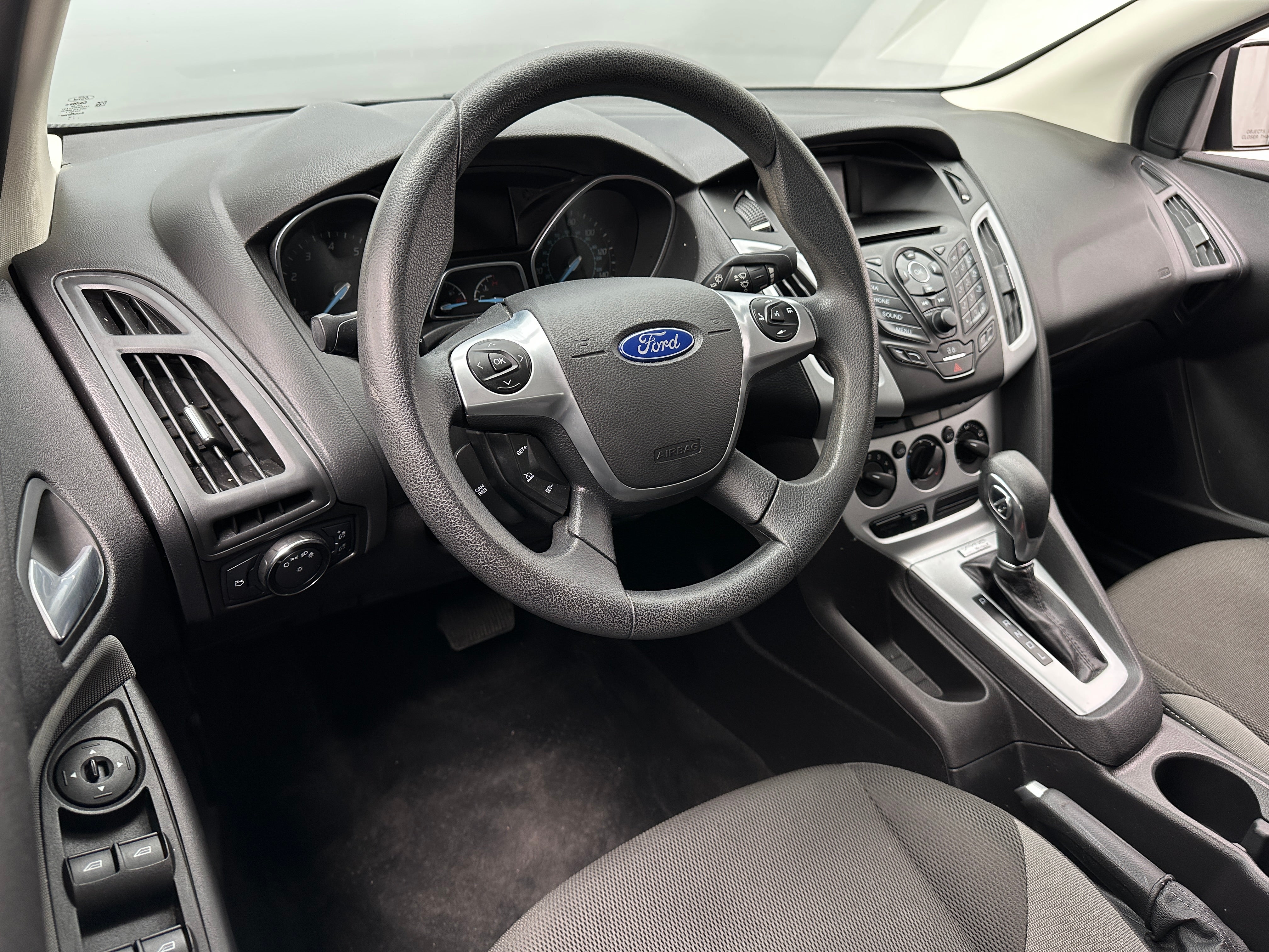 2014 Ford Focus SE 3