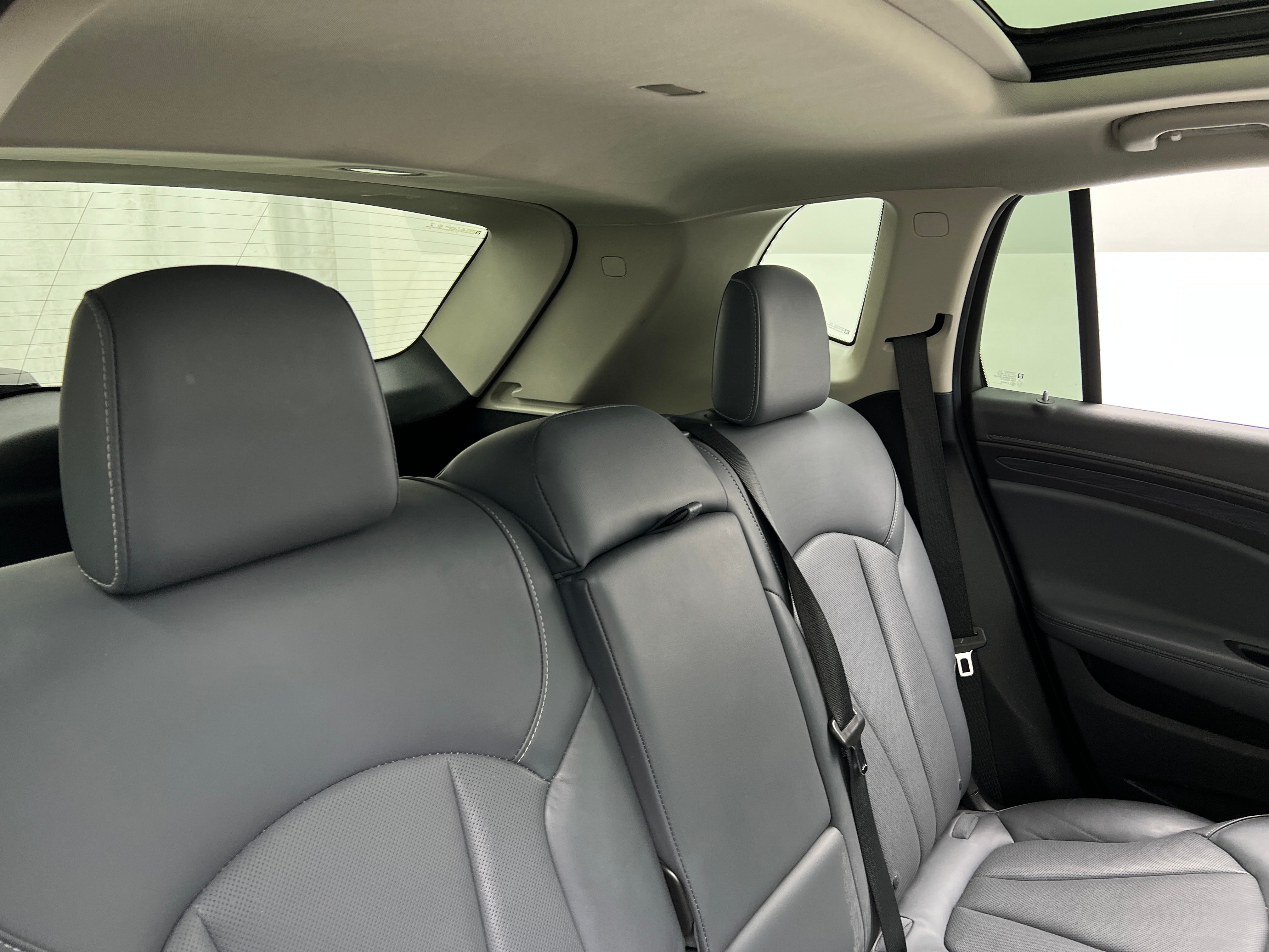 2020 Buick Envision Essence 5