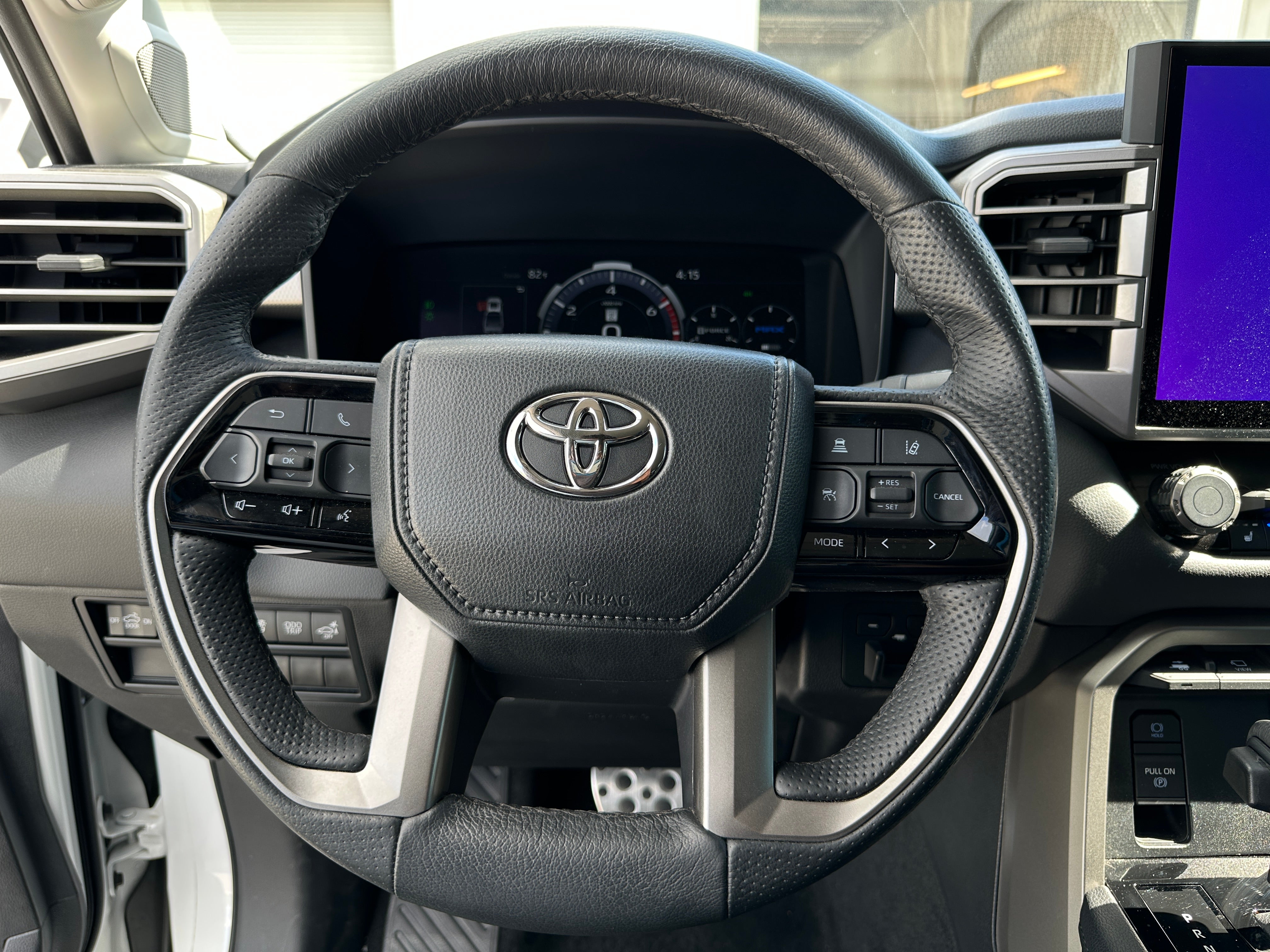 2023 Toyota Tundra Limited 4