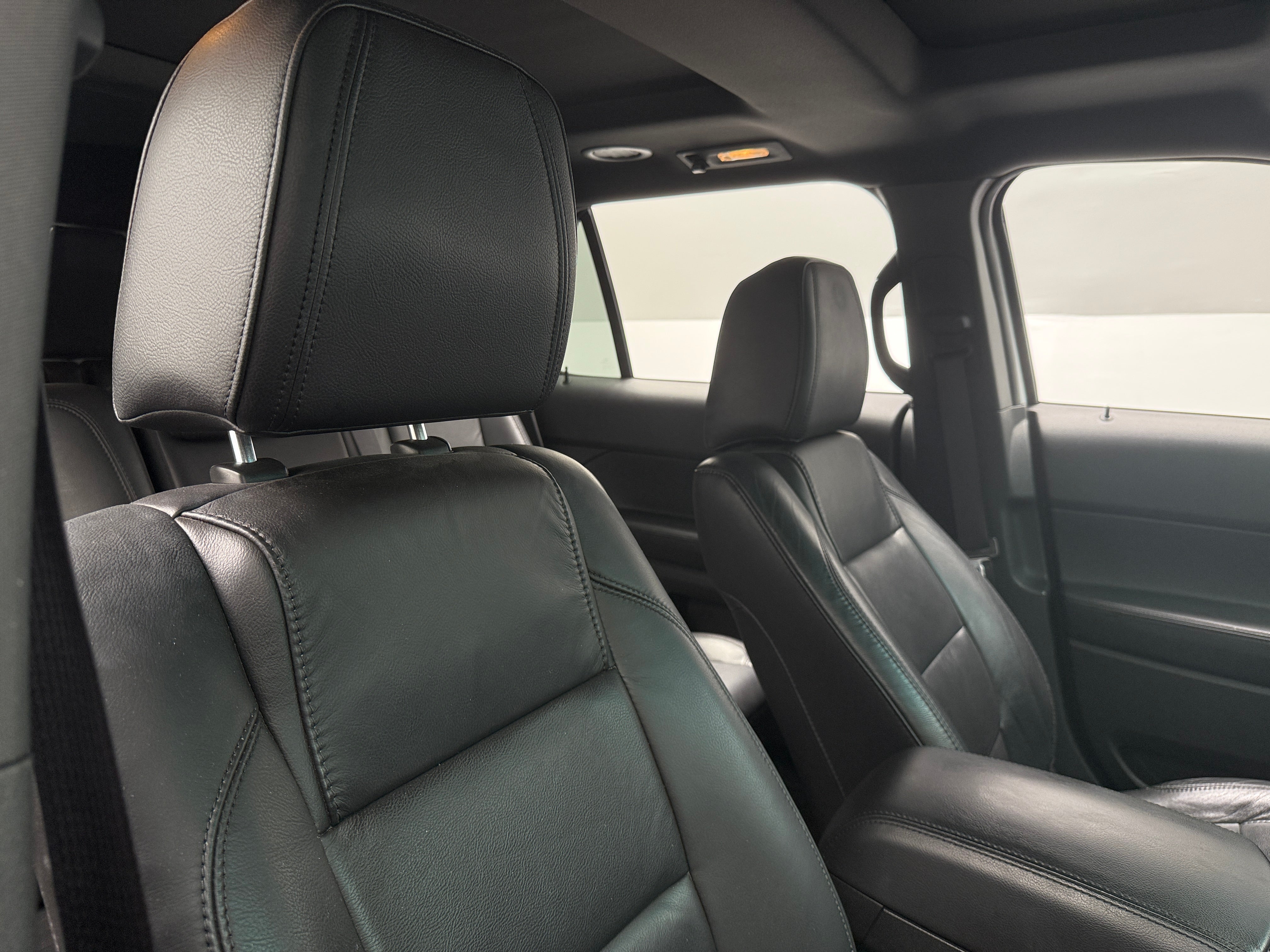 2013 Ford Explorer XLT 2