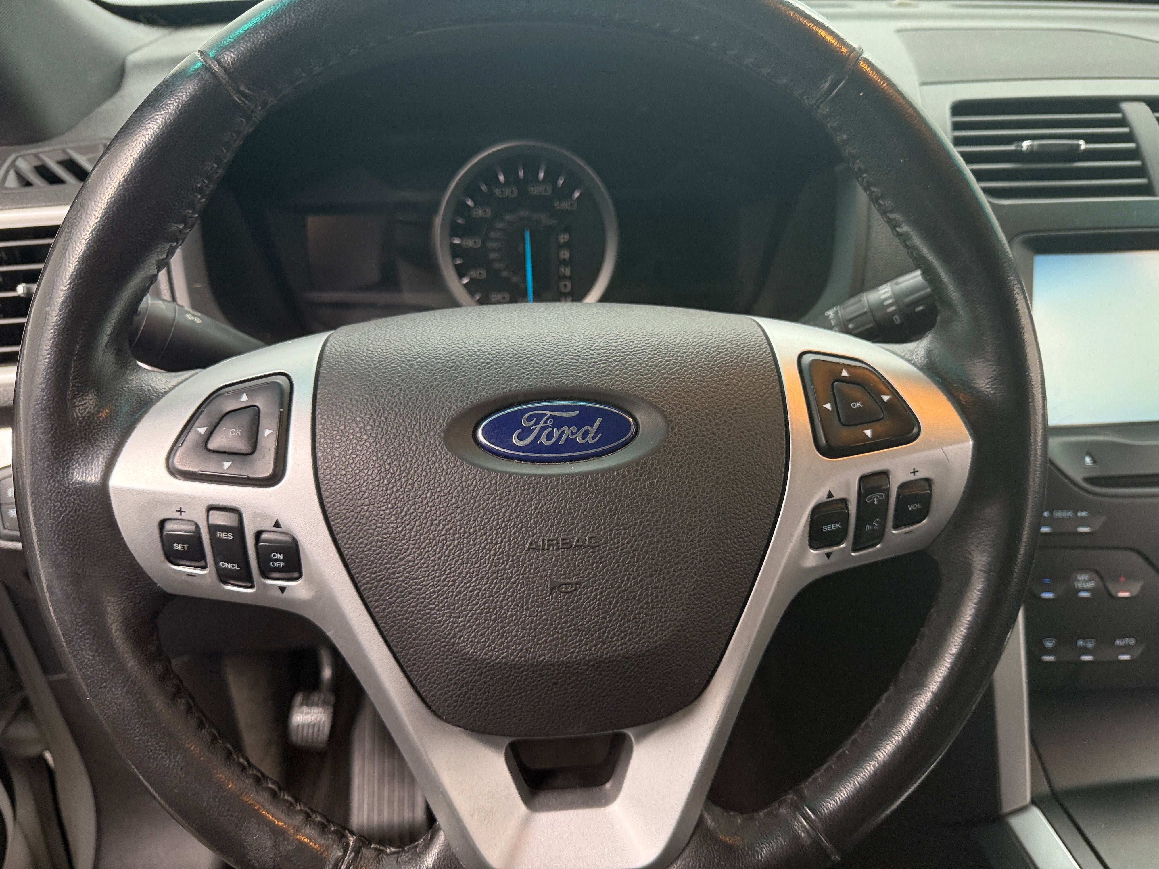 2013 Ford Explorer XLT 5