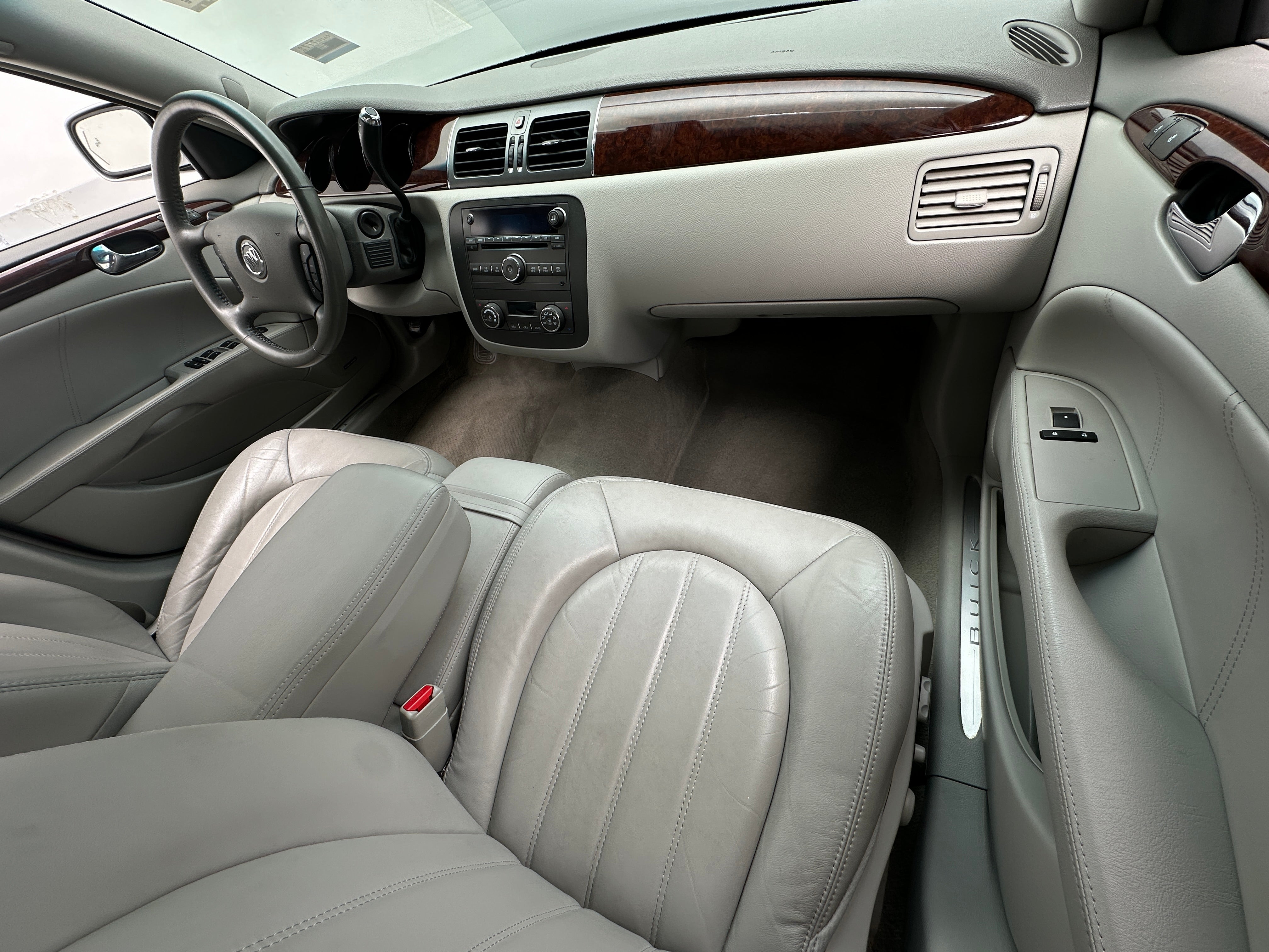 2011 Buick Lucerne CXL 2