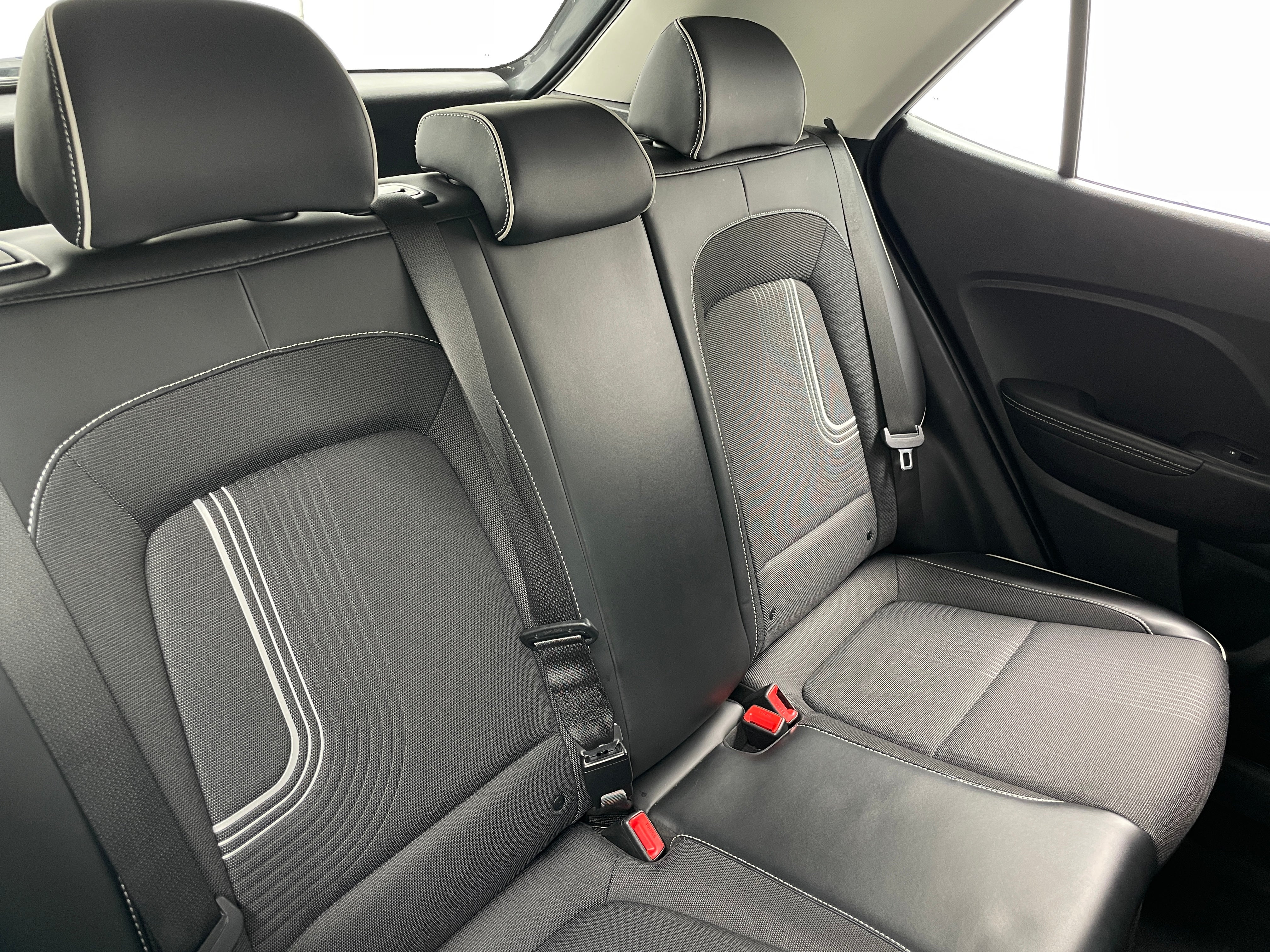 2023 Hyundai Venue Limited 5