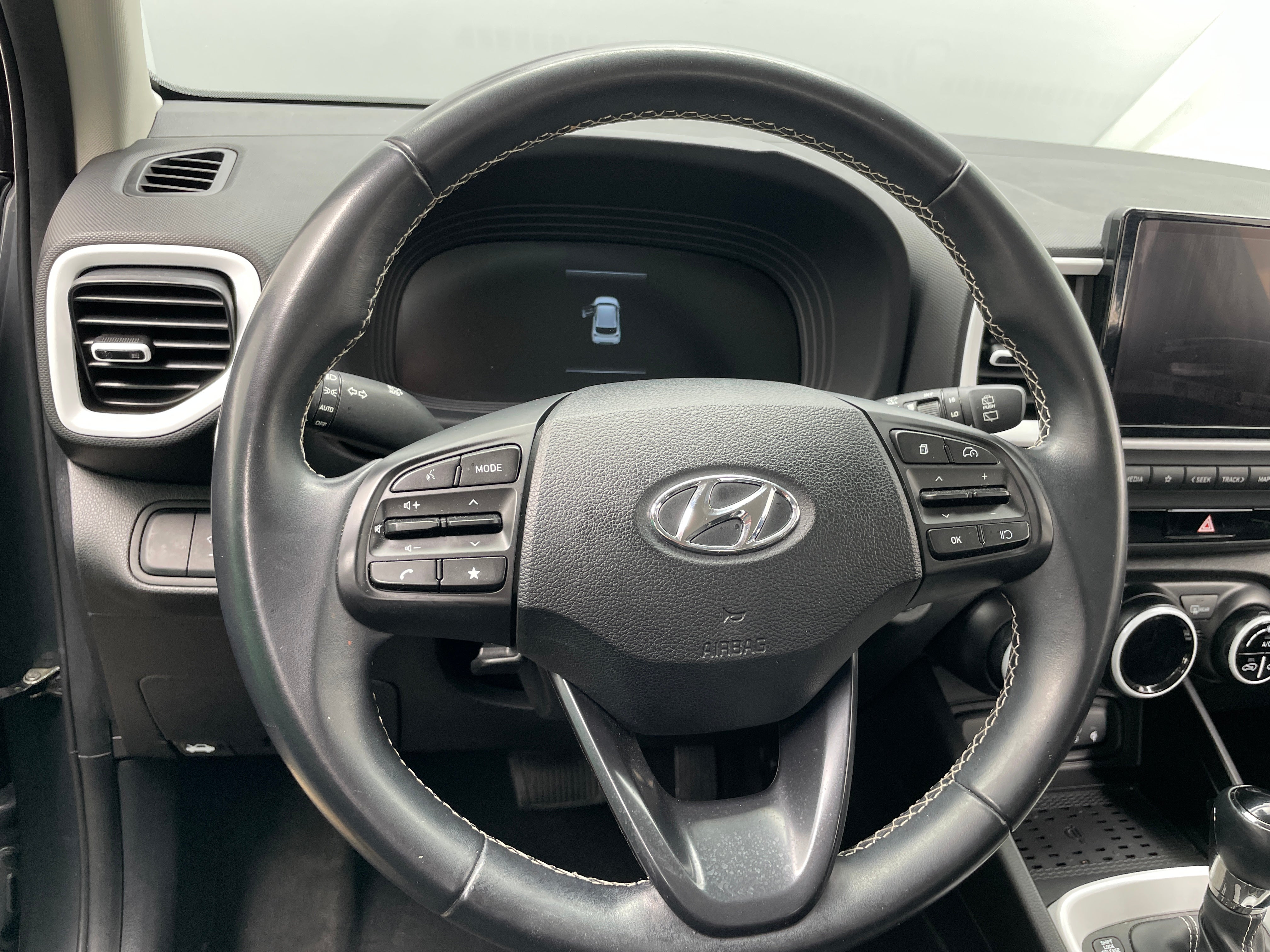 2023 Hyundai Venue Limited 4