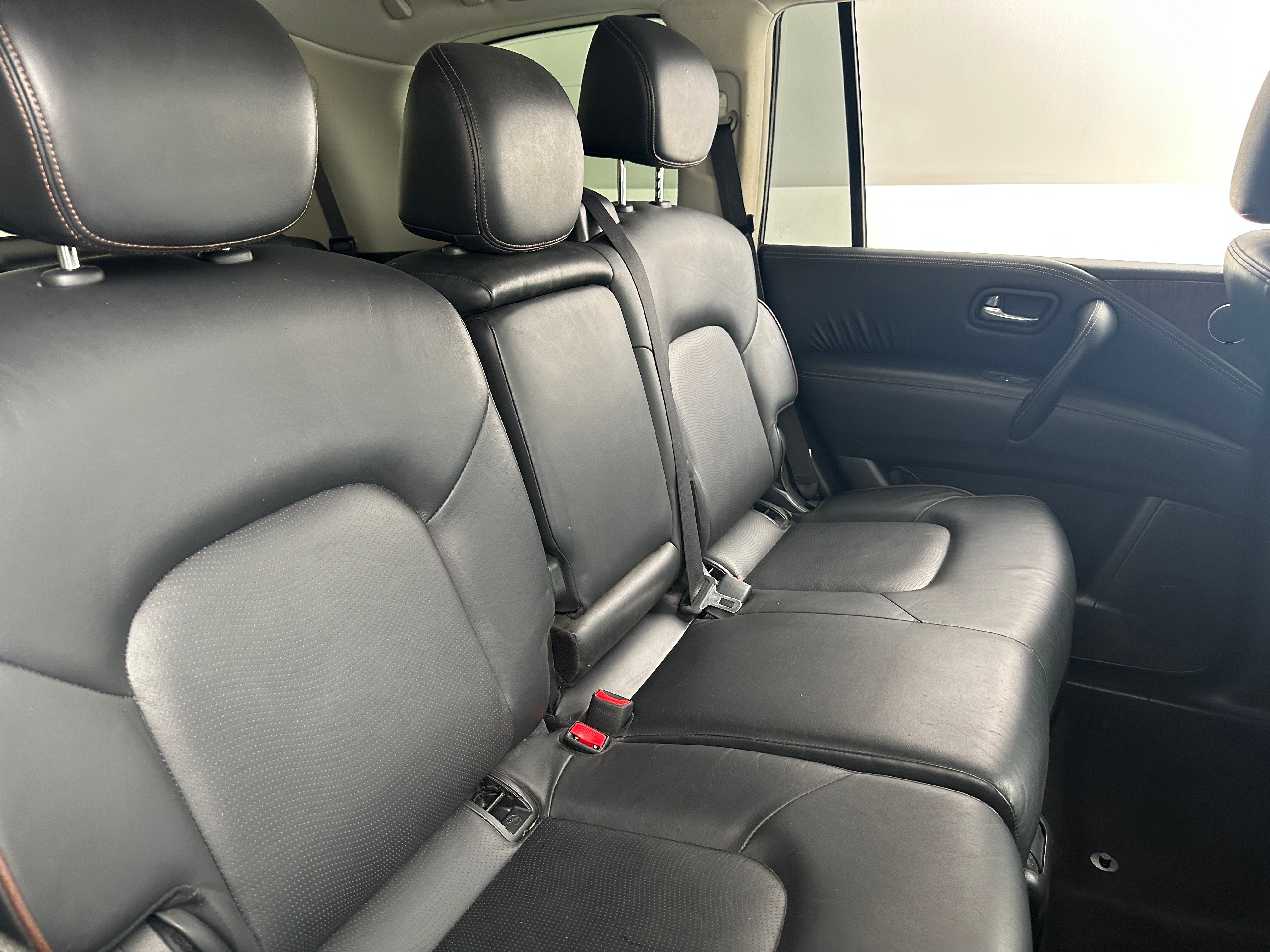 2019 Nissan Armada SL 5