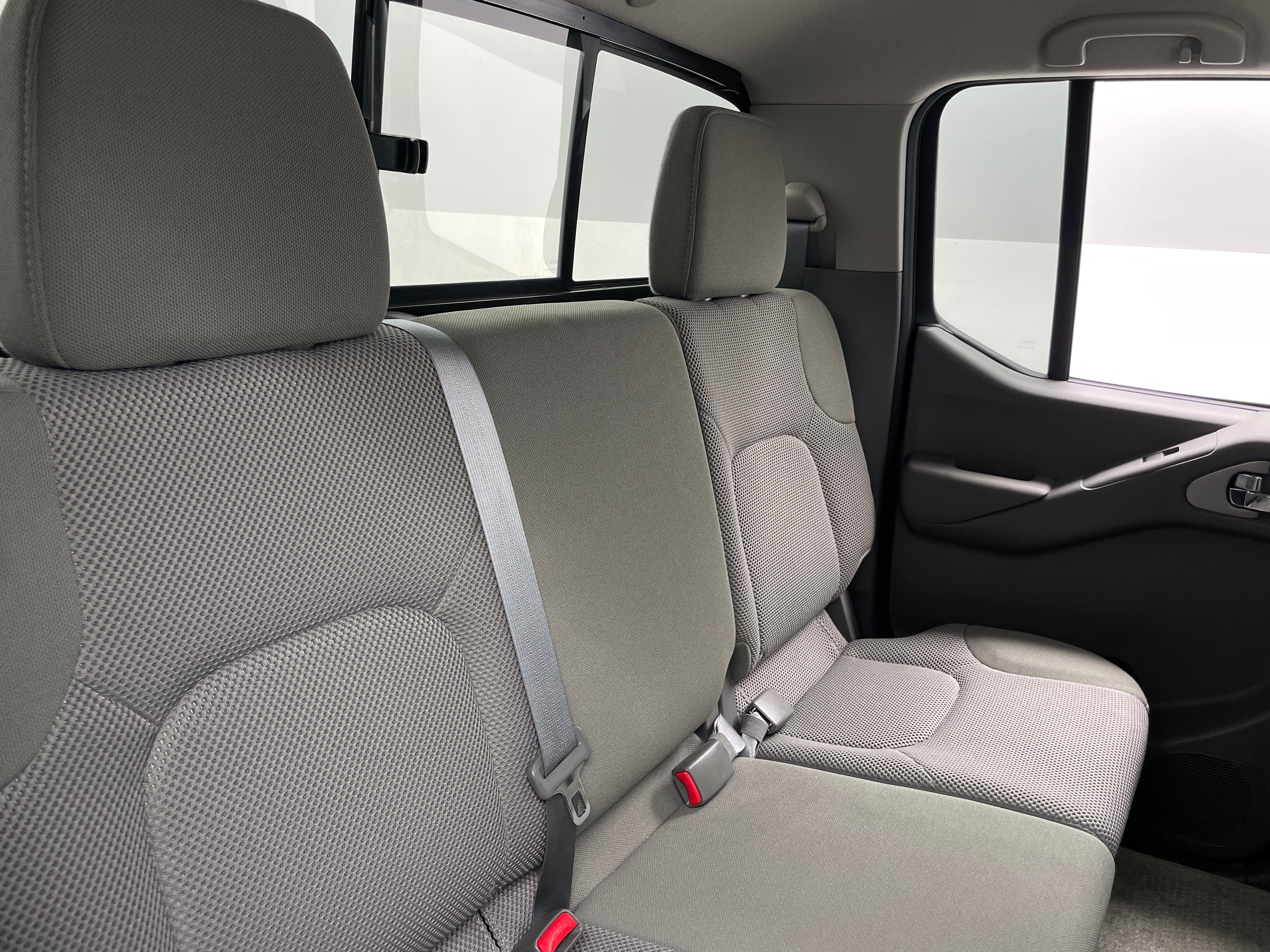 2018 Nissan Frontier SV 6