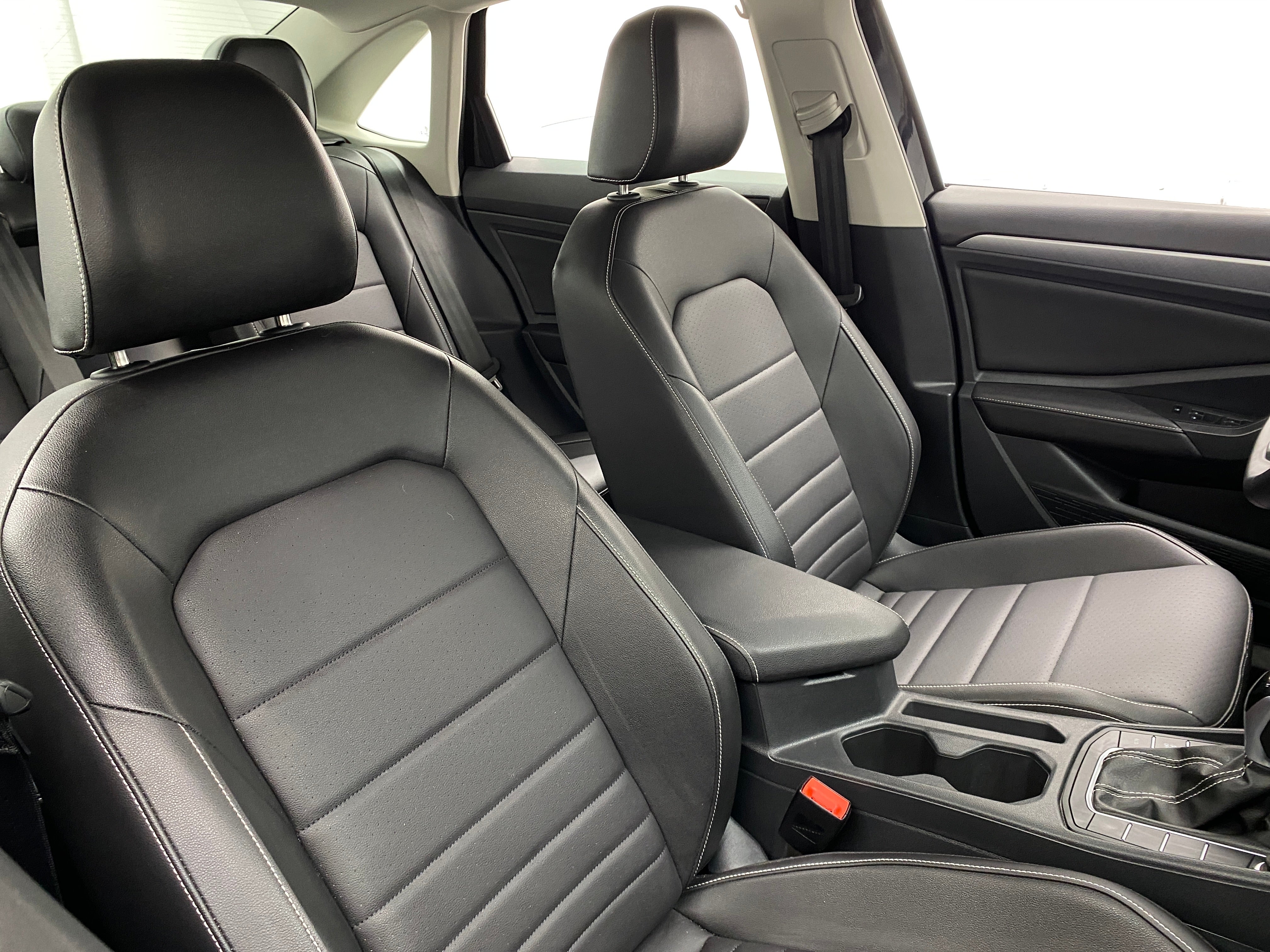 2024 Volkswagen Jetta SE 2