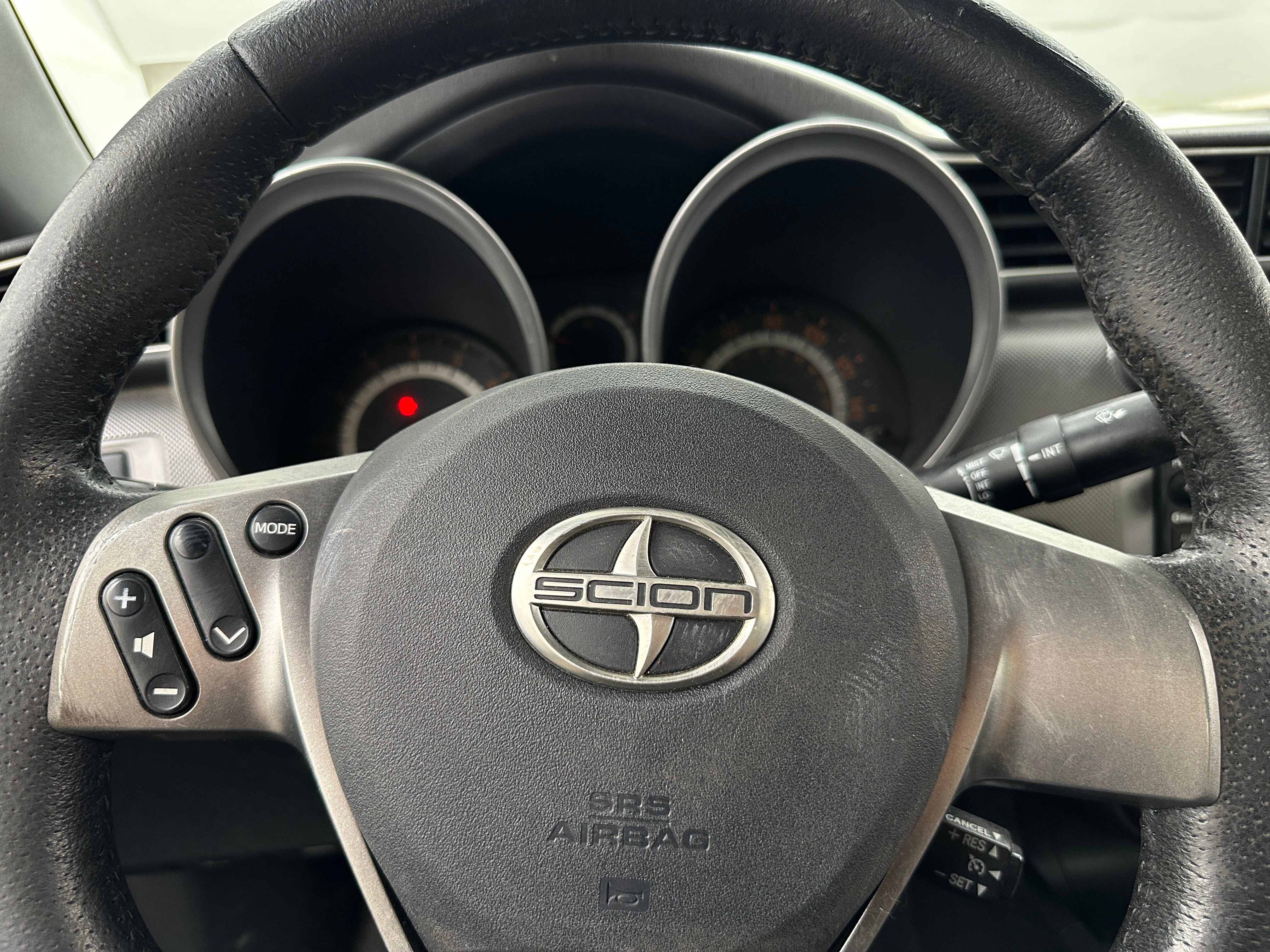 2014 Scion tC  4