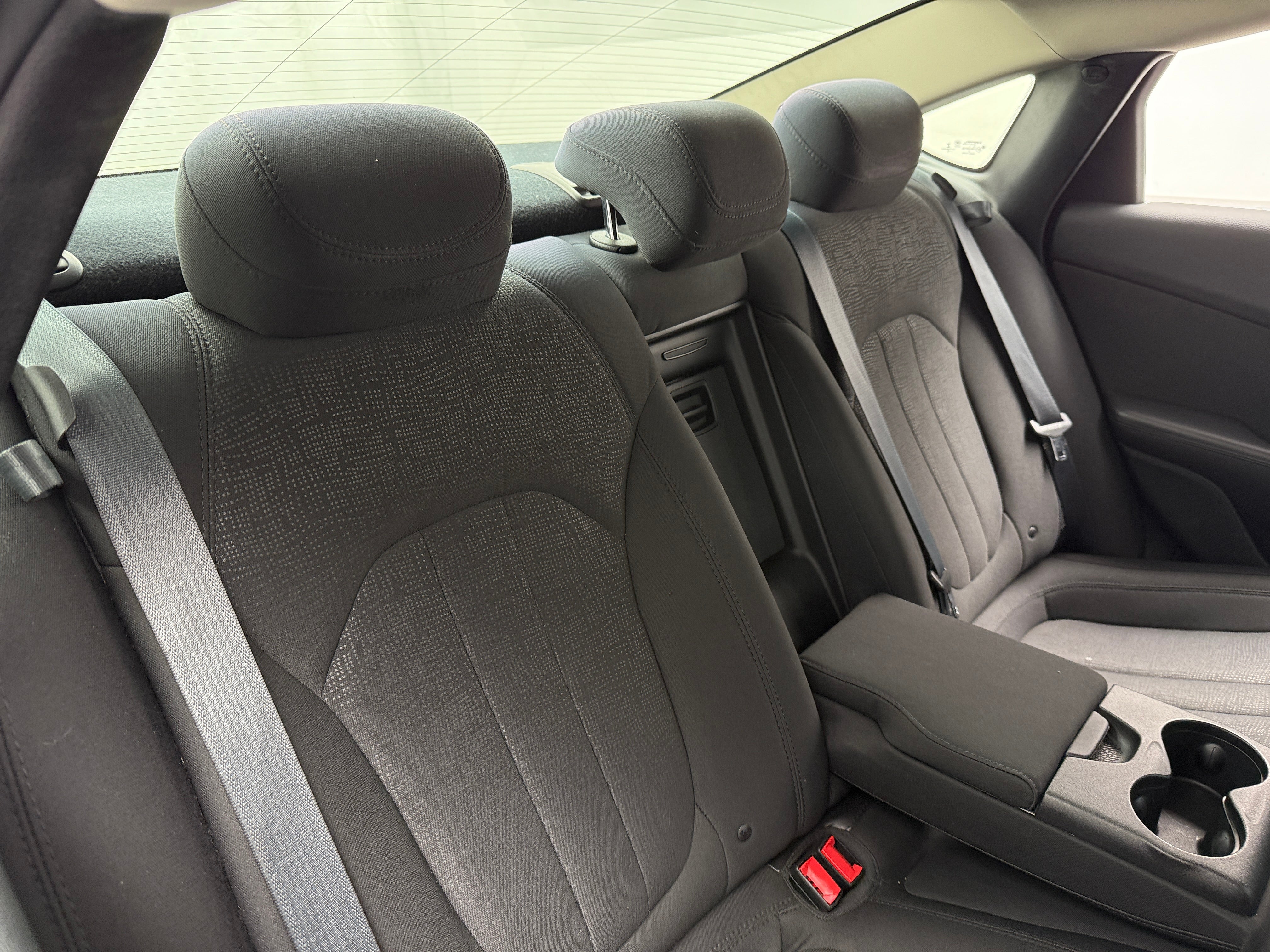 2016 Chrysler 200 Limited 6