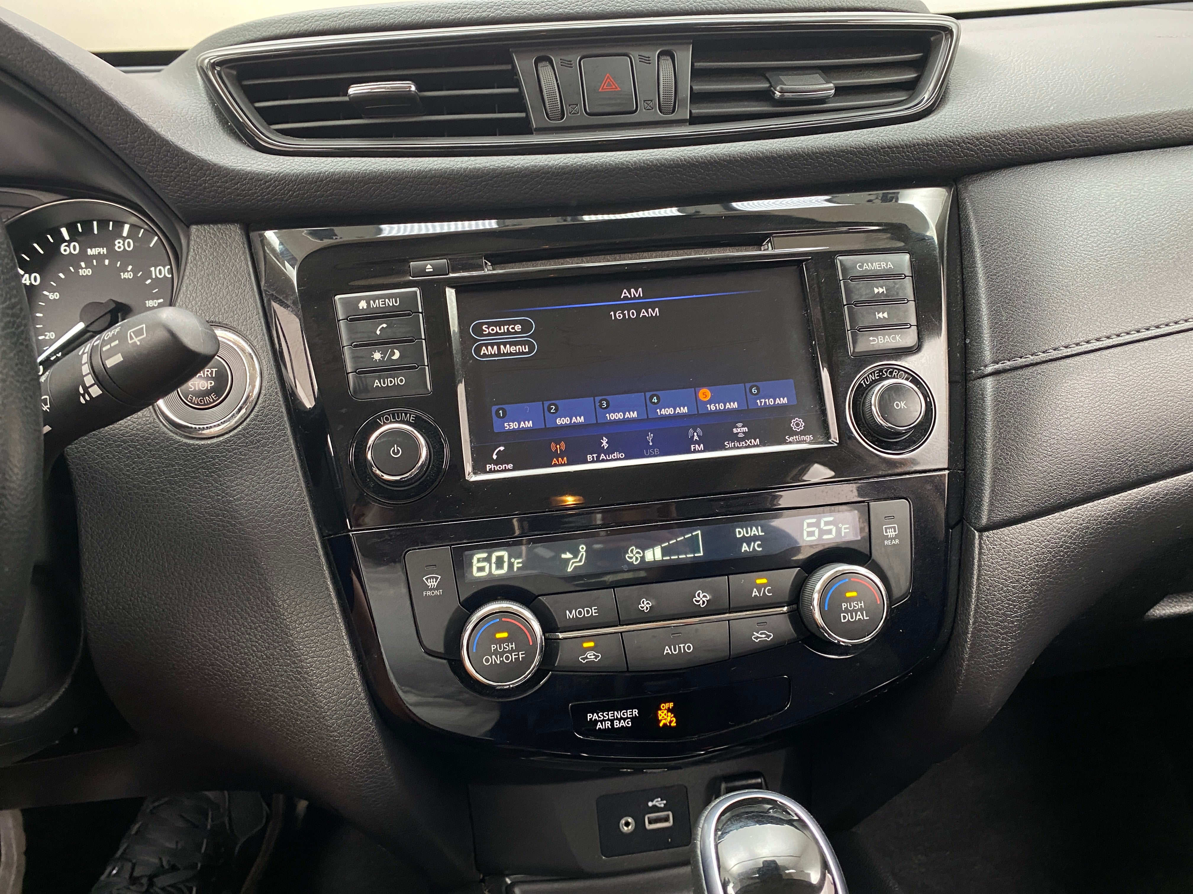 2020 Nissan Rogue SV 4