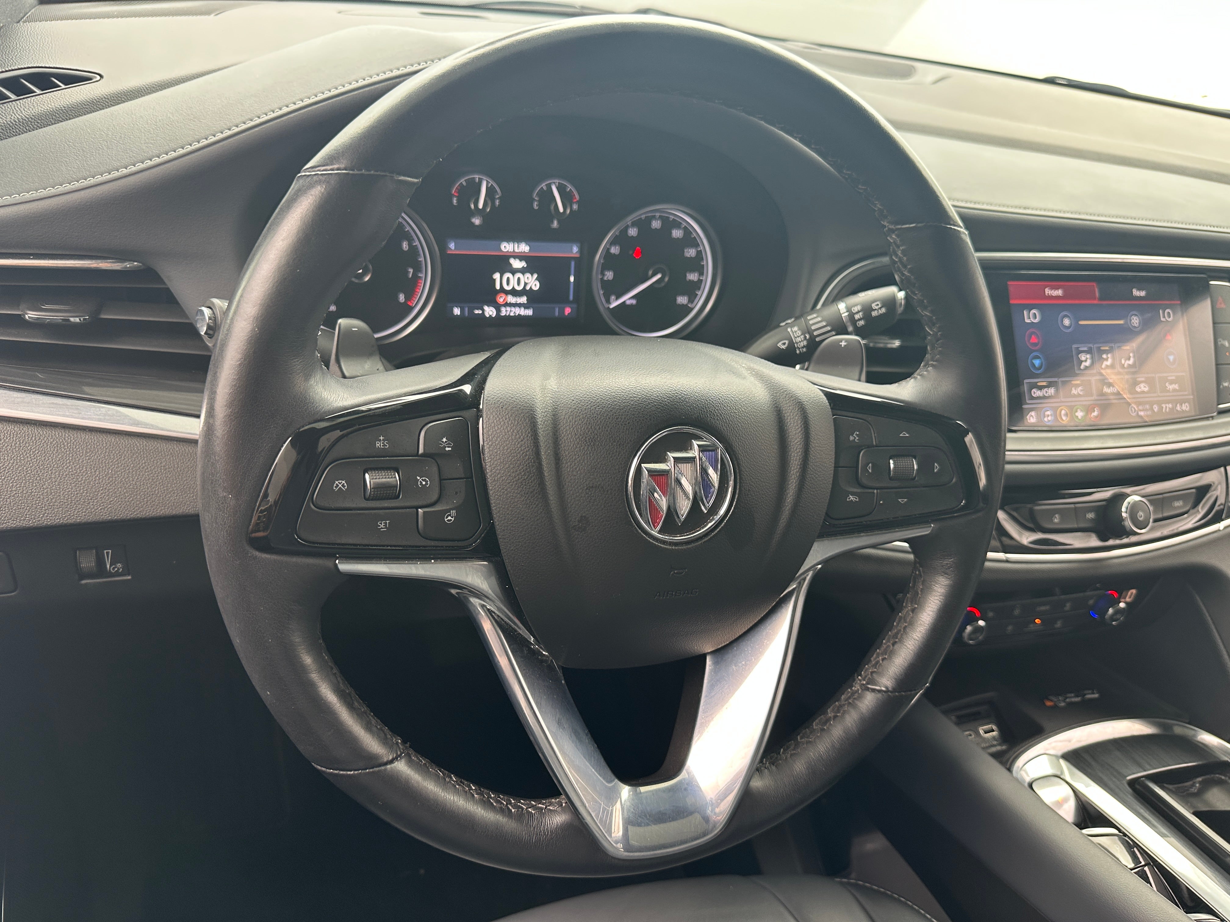 2024 Buick Enclave Essence 4