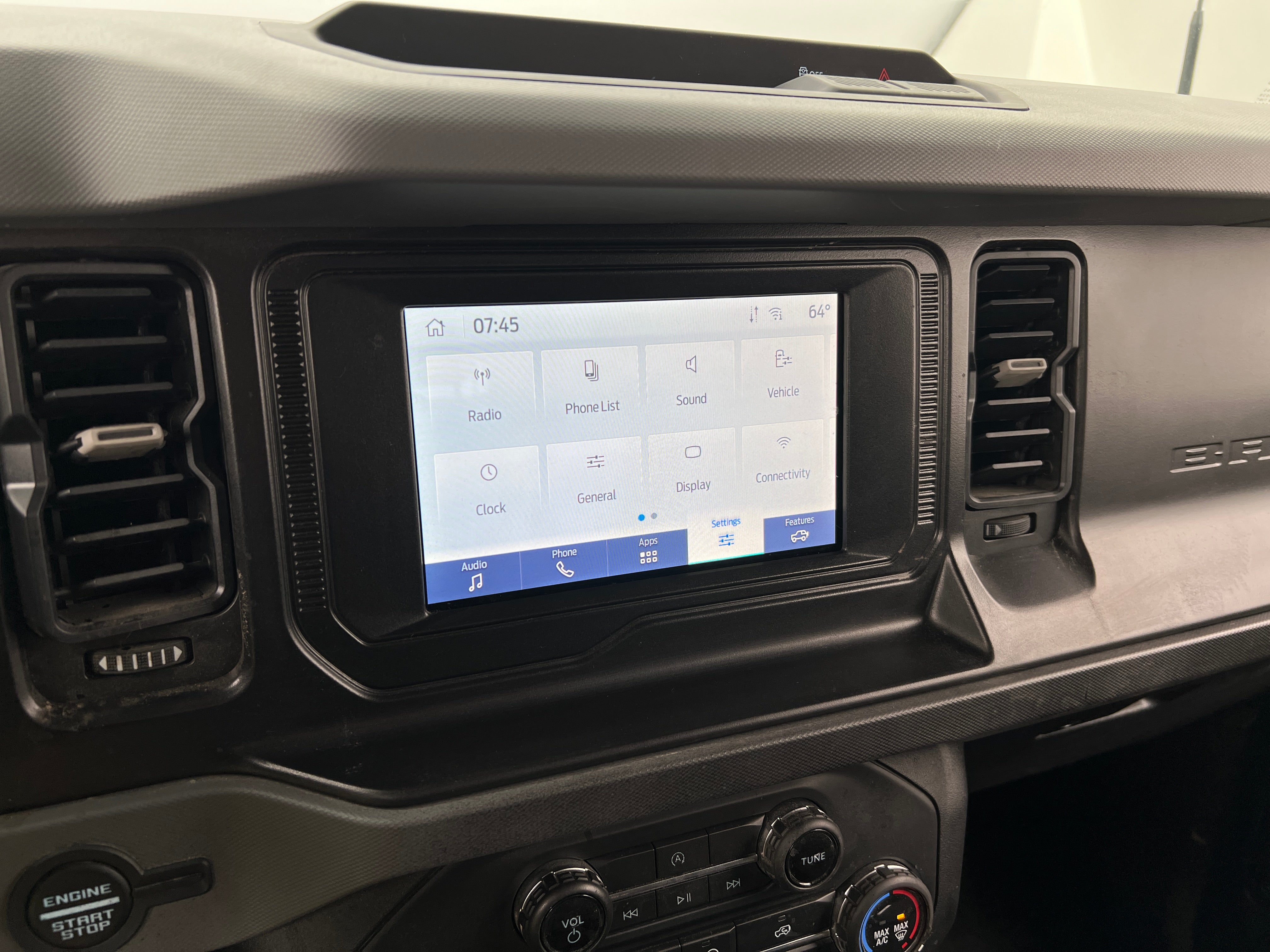 2021 Ford Bronco Base 4
