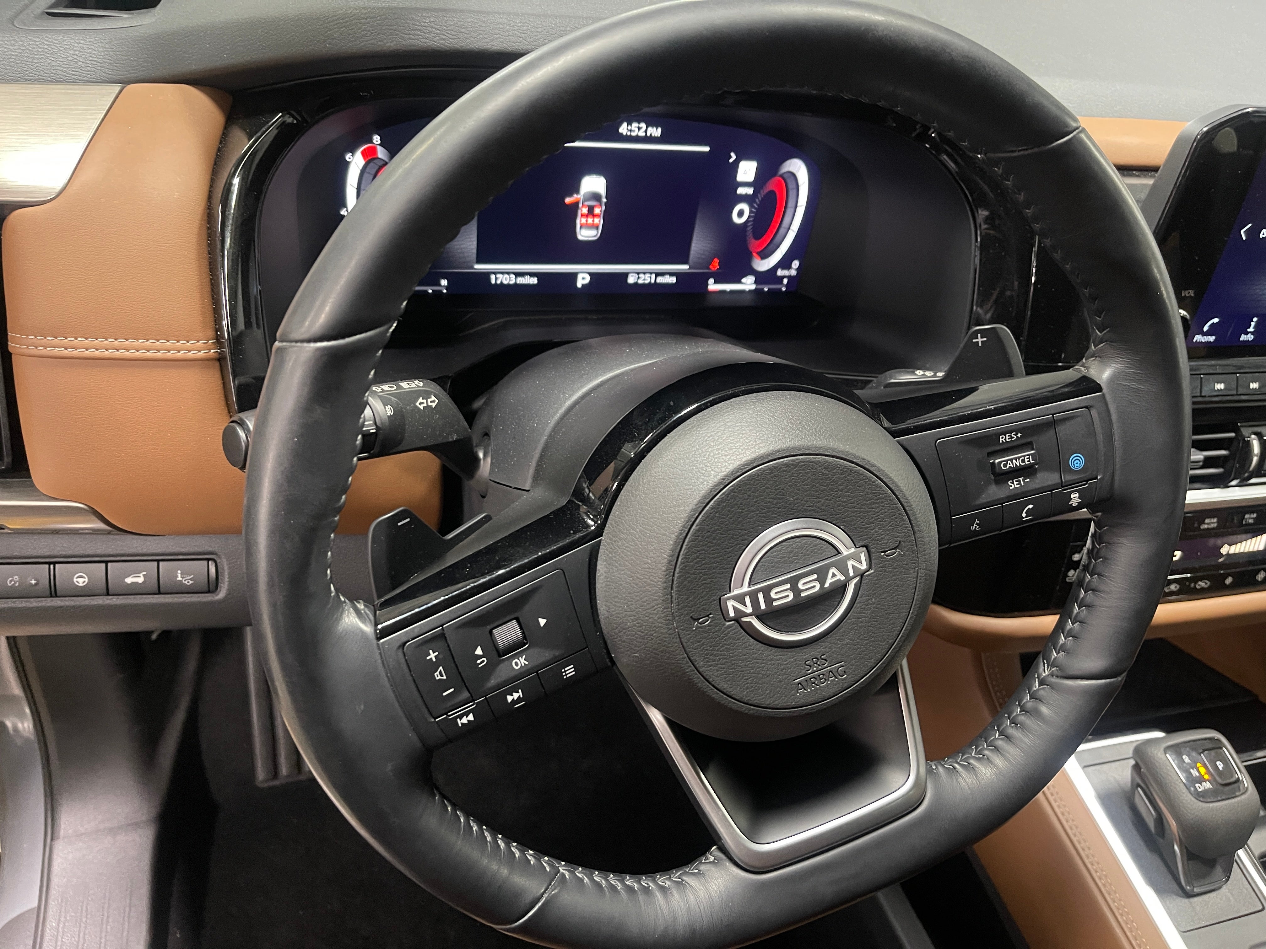2022 Nissan Pathfinder Platinum 4
