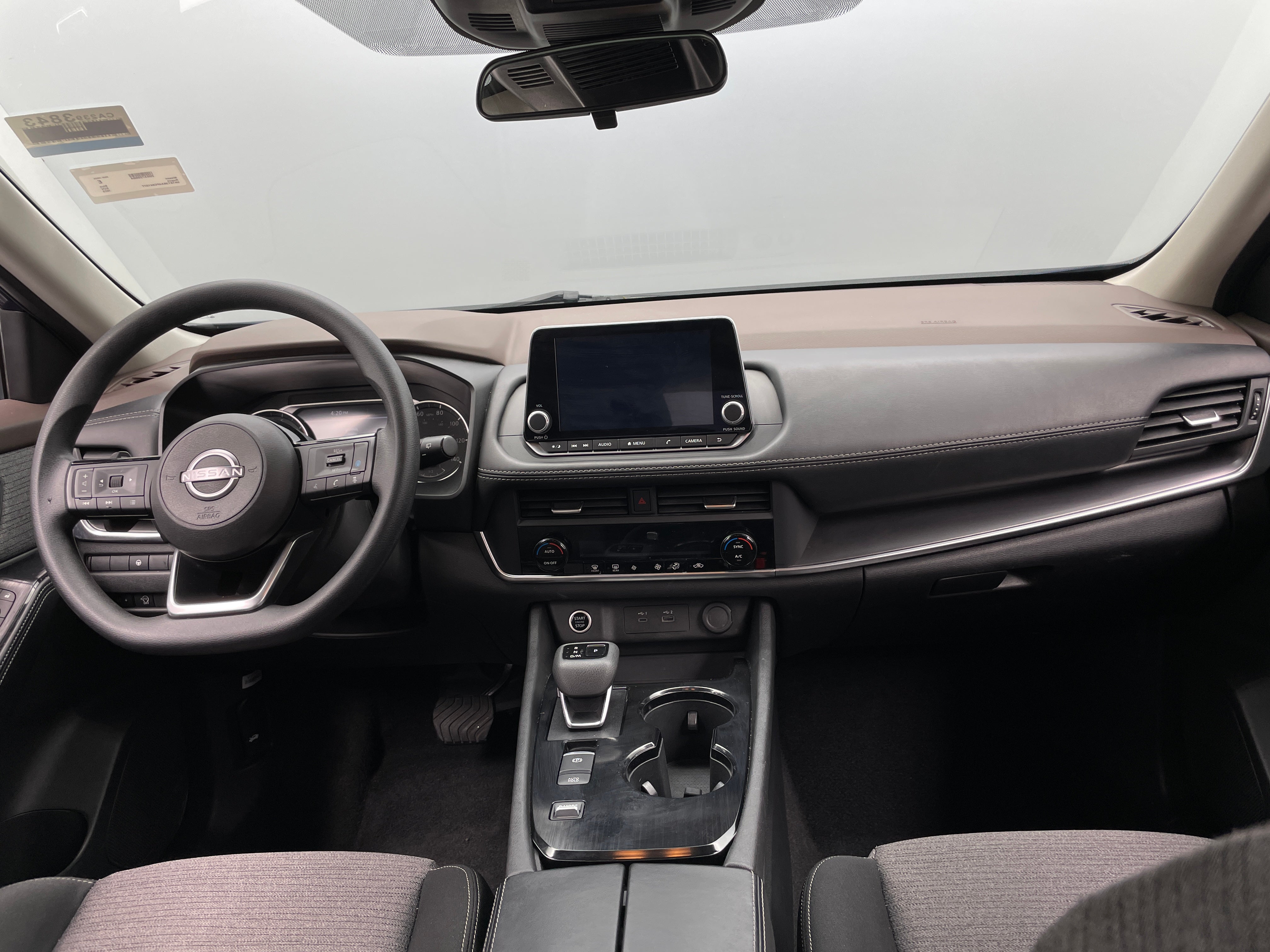 2023 Nissan Rogue SV 3