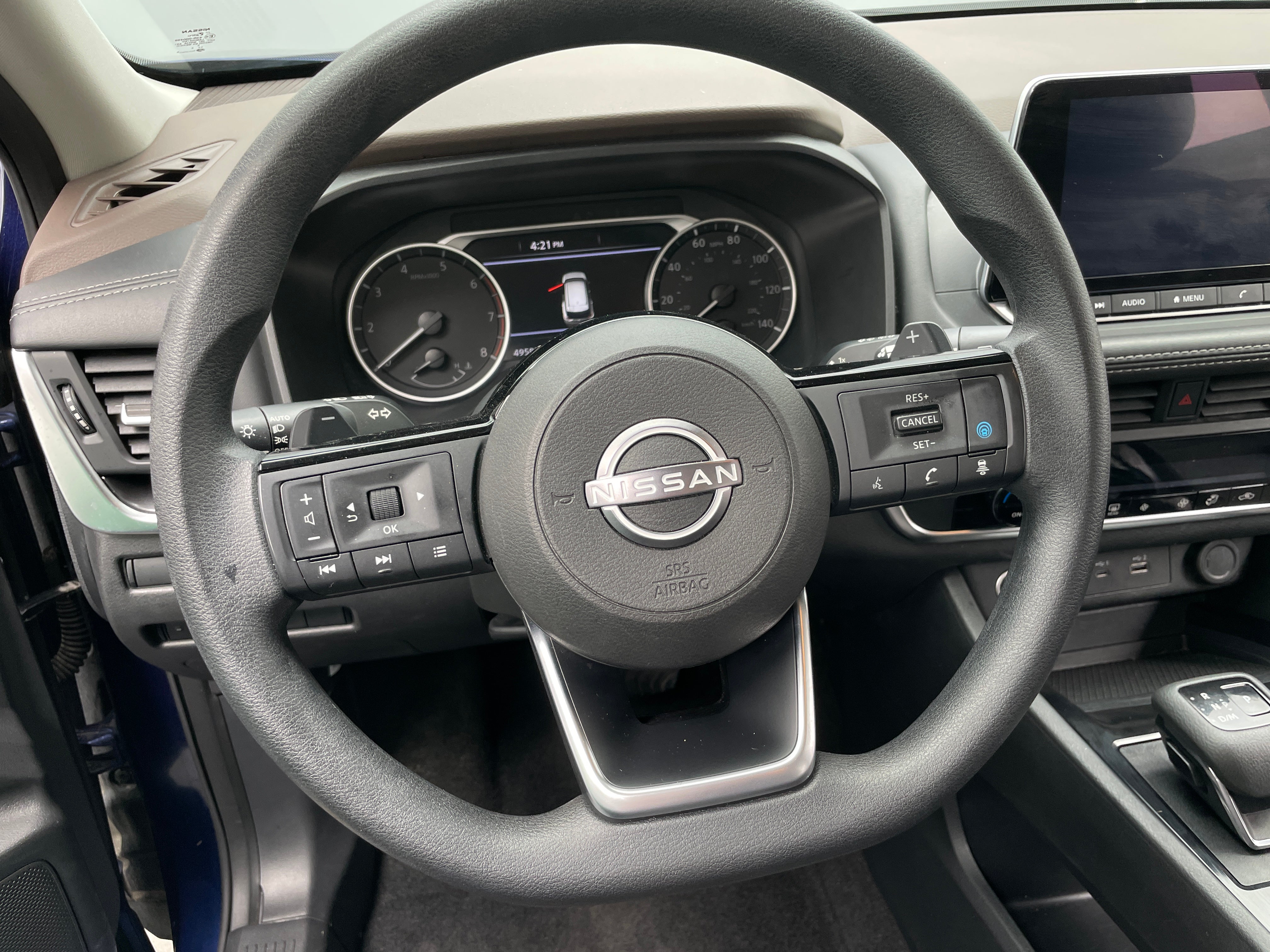 2023 Nissan Rogue SV 5
