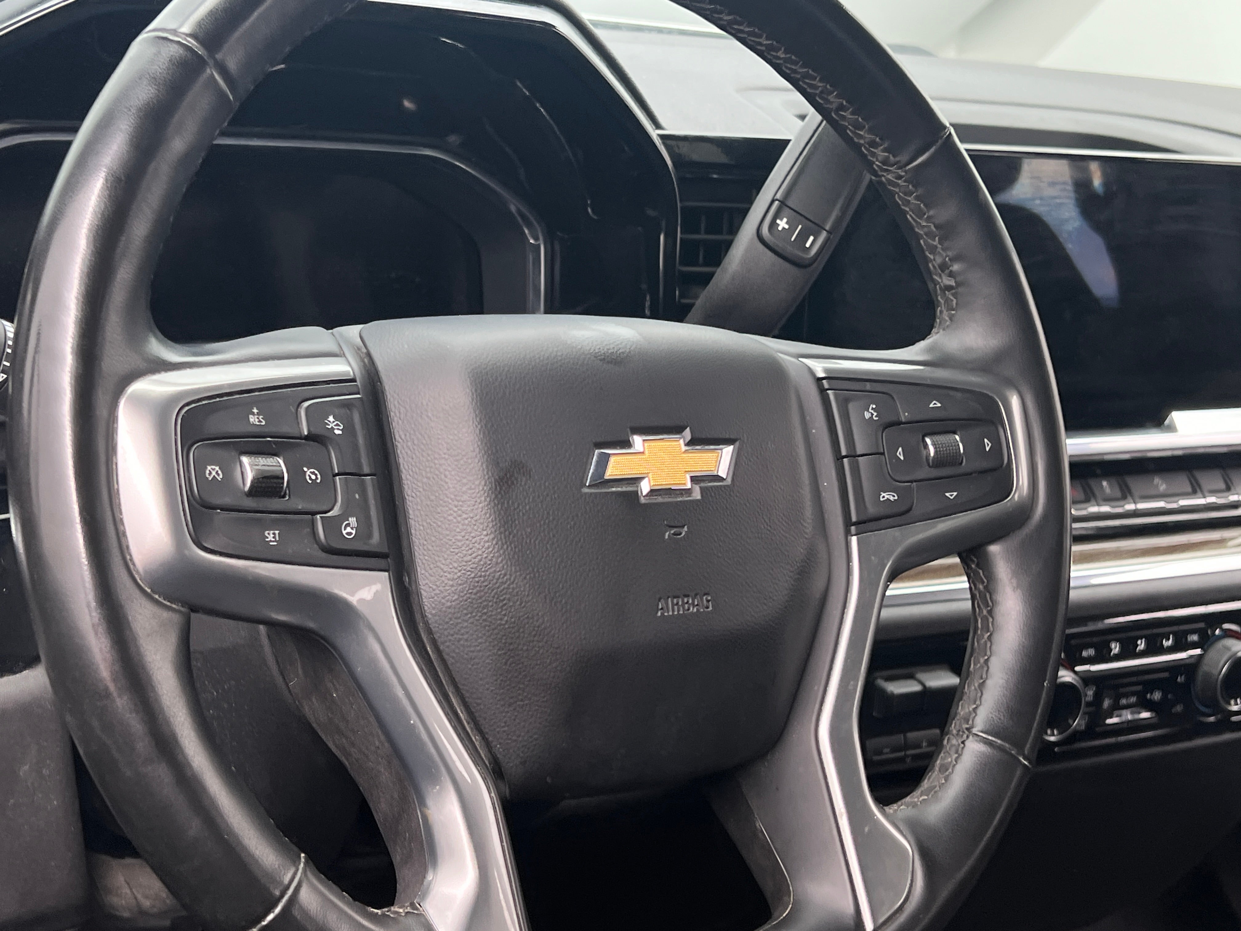 2024 Chevrolet Silverado 2500 LT 5