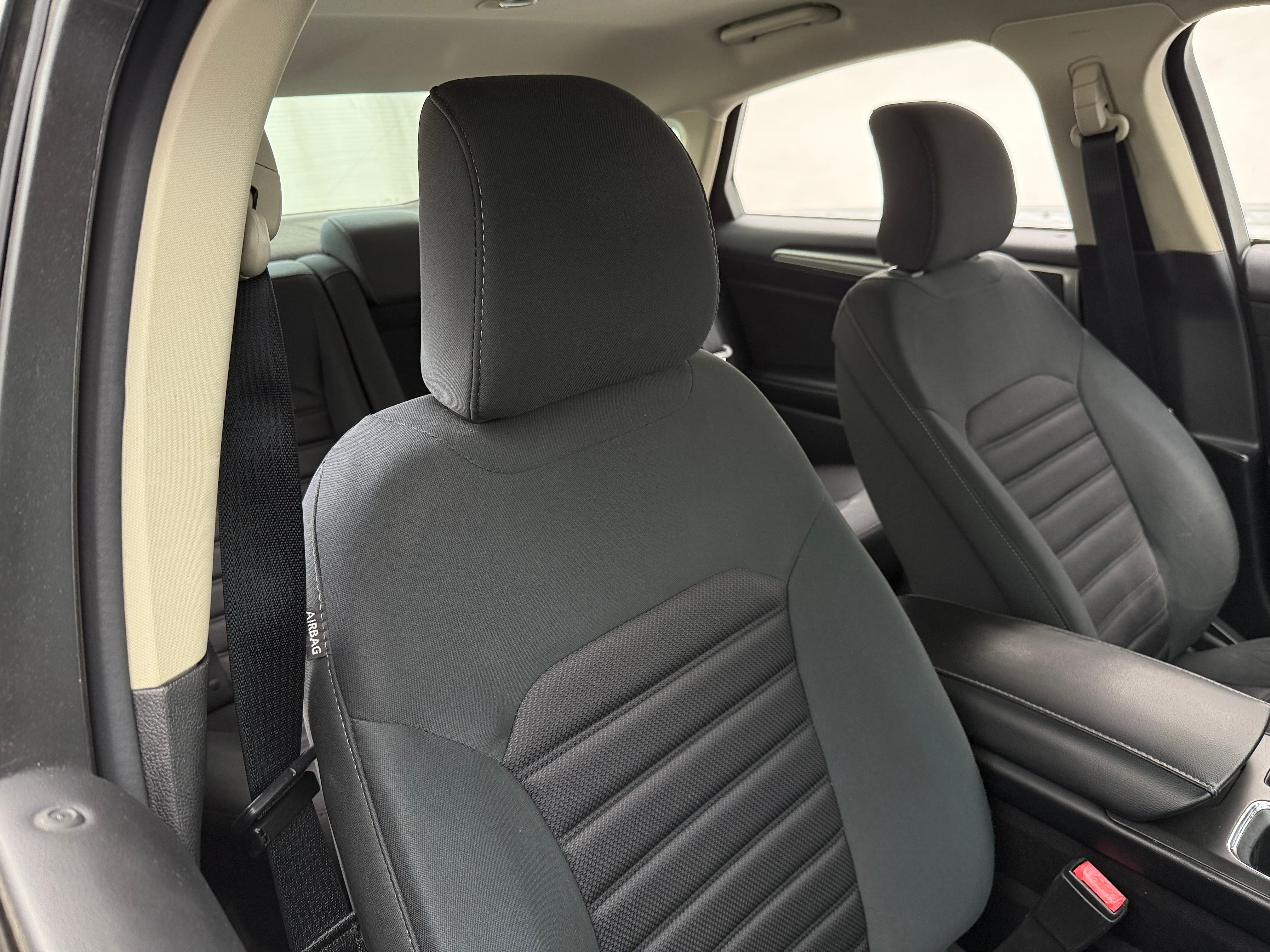 2017 Ford Fusion SE 2