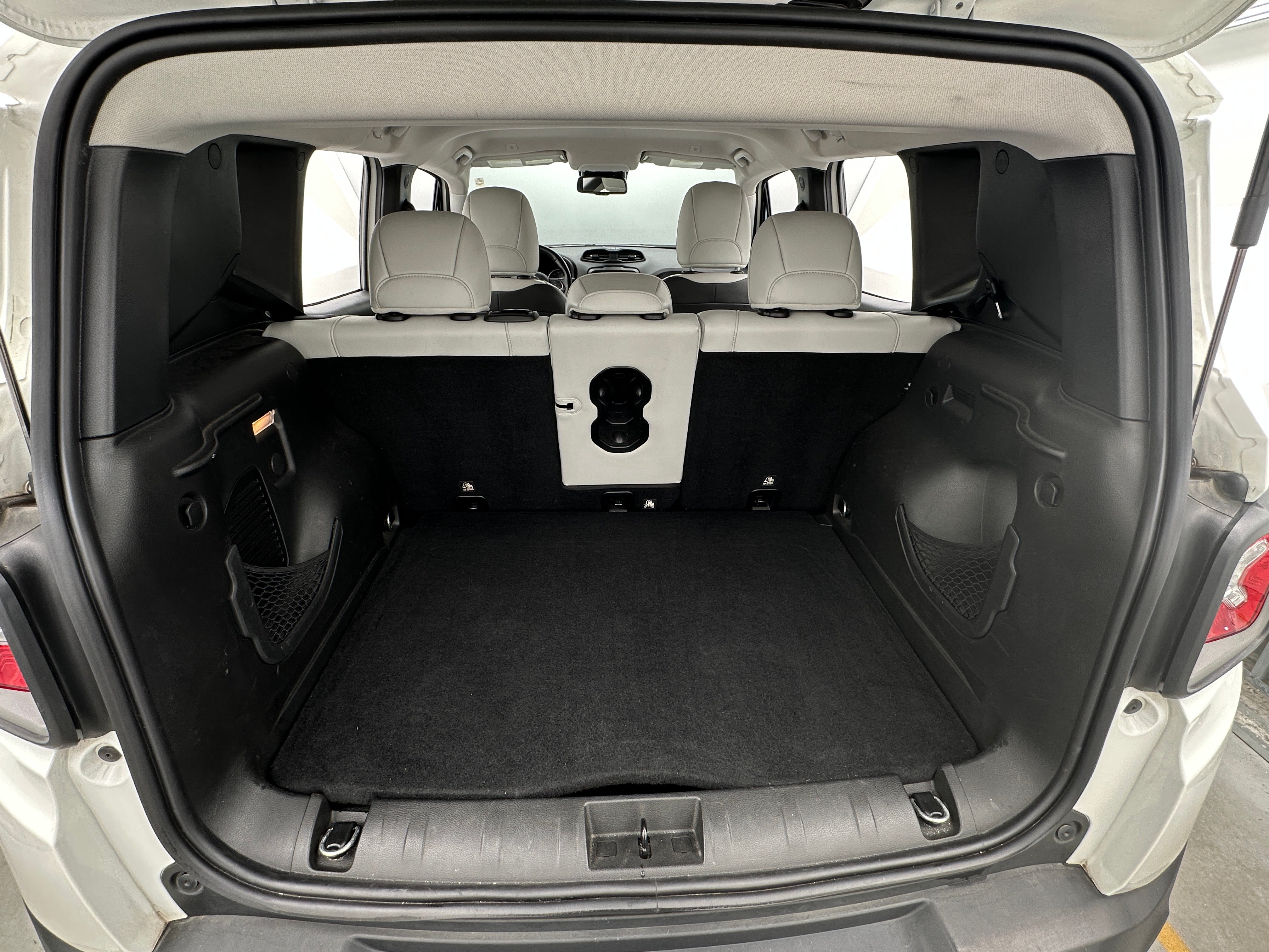 2019 Jeep Renegade Limited 6