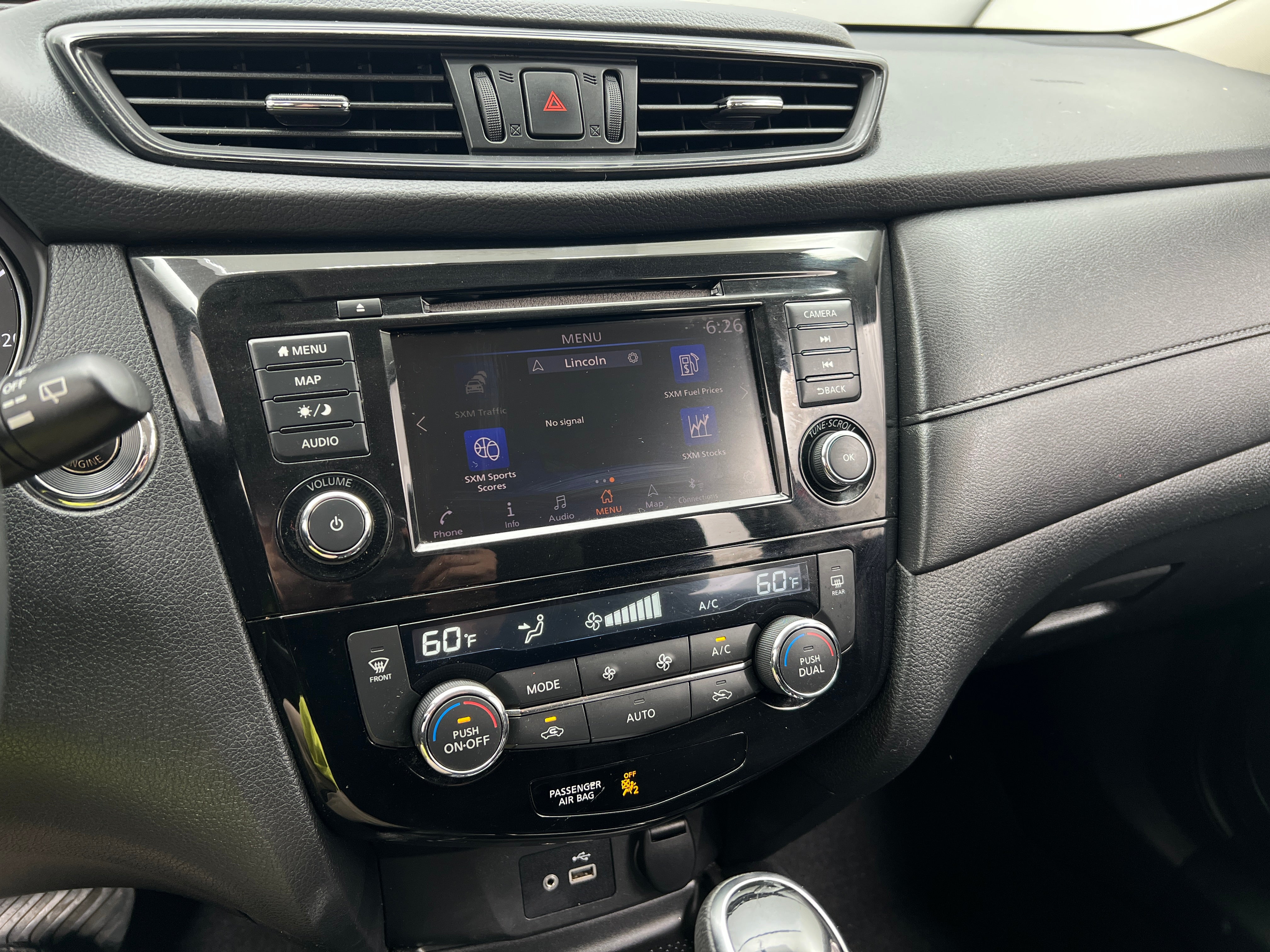 2018 Nissan Rogue SV 4