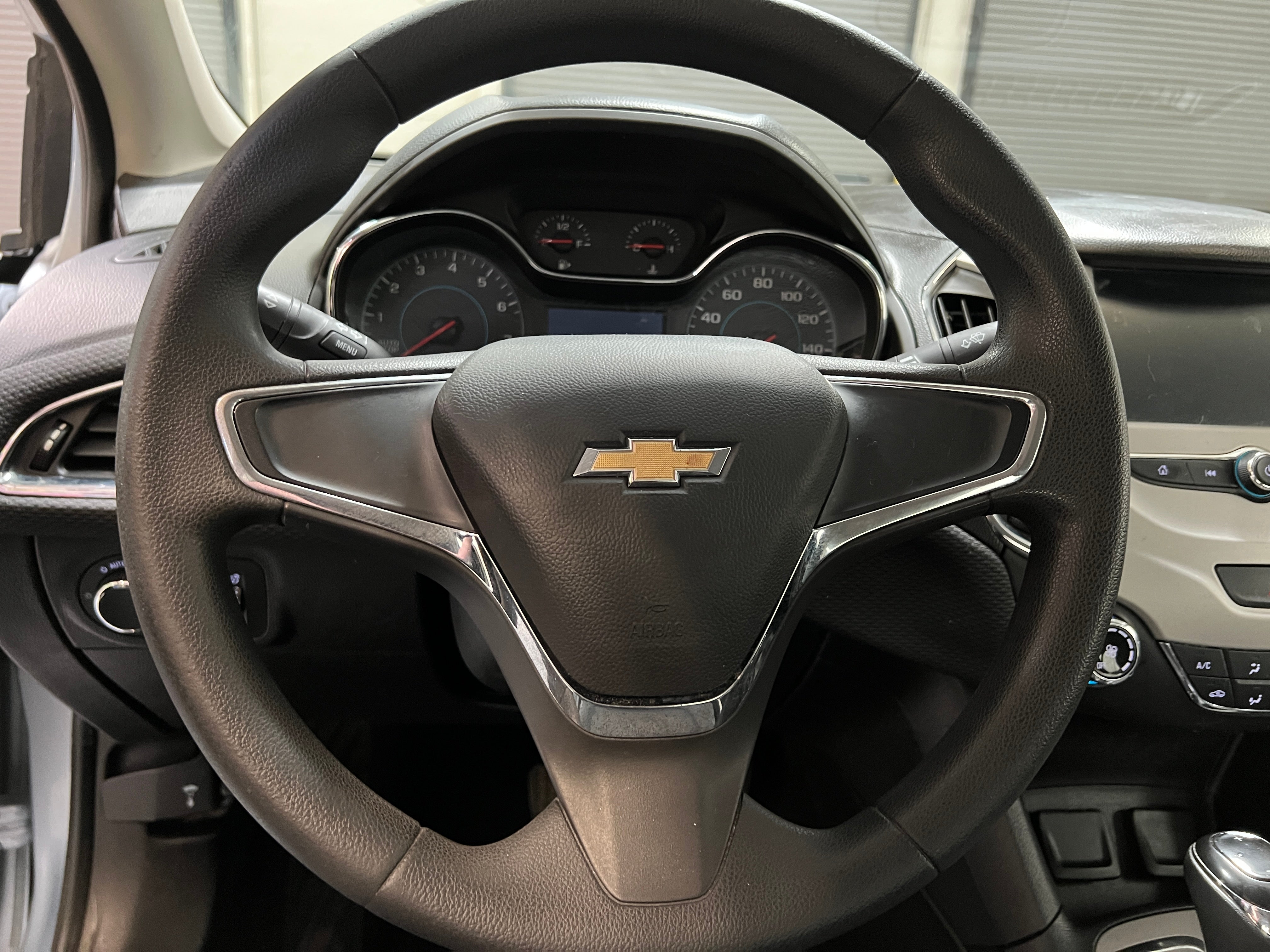 2017 Chevrolet Cruze LS 5