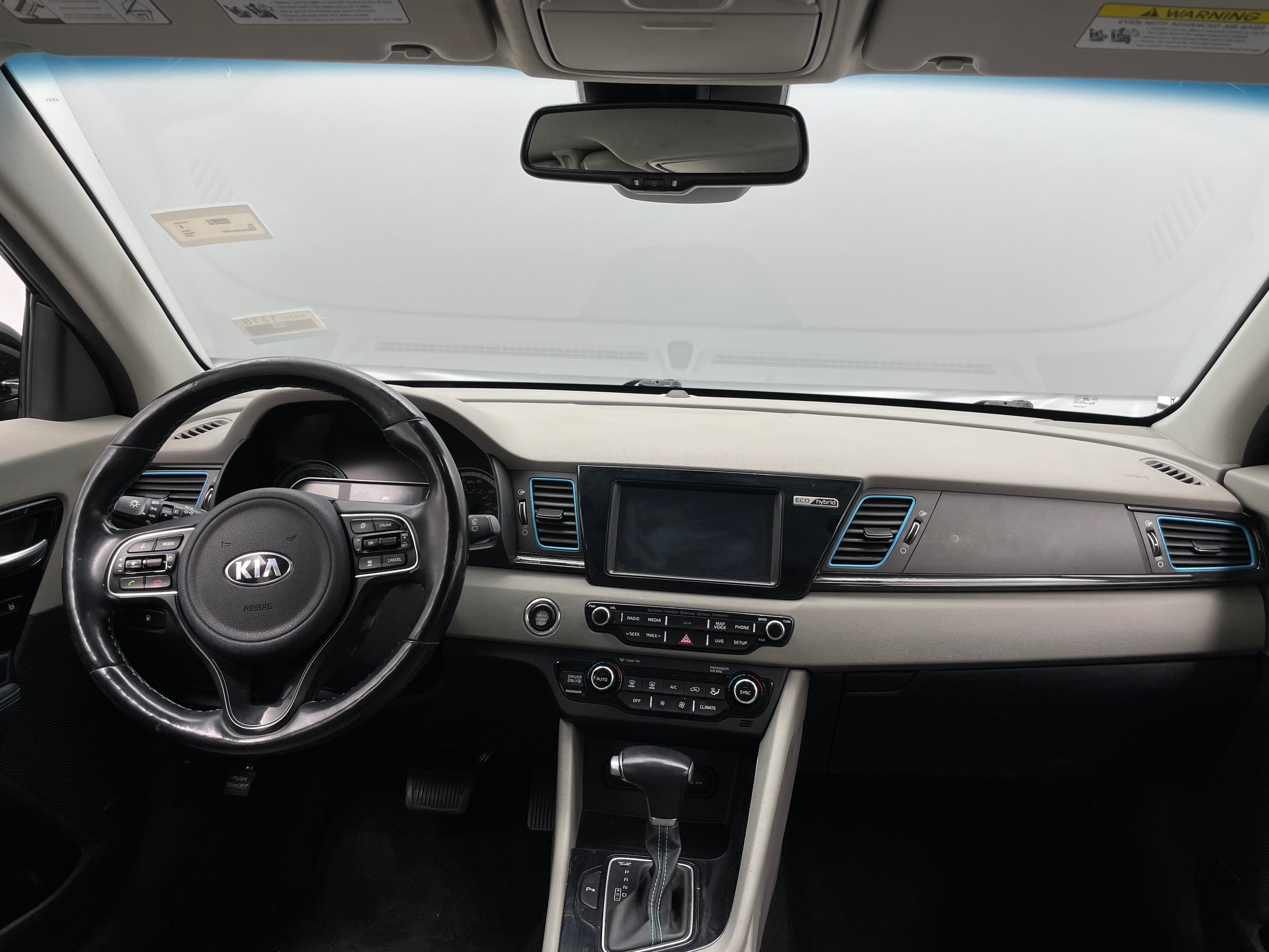 2018 Kia Niro Touring 2