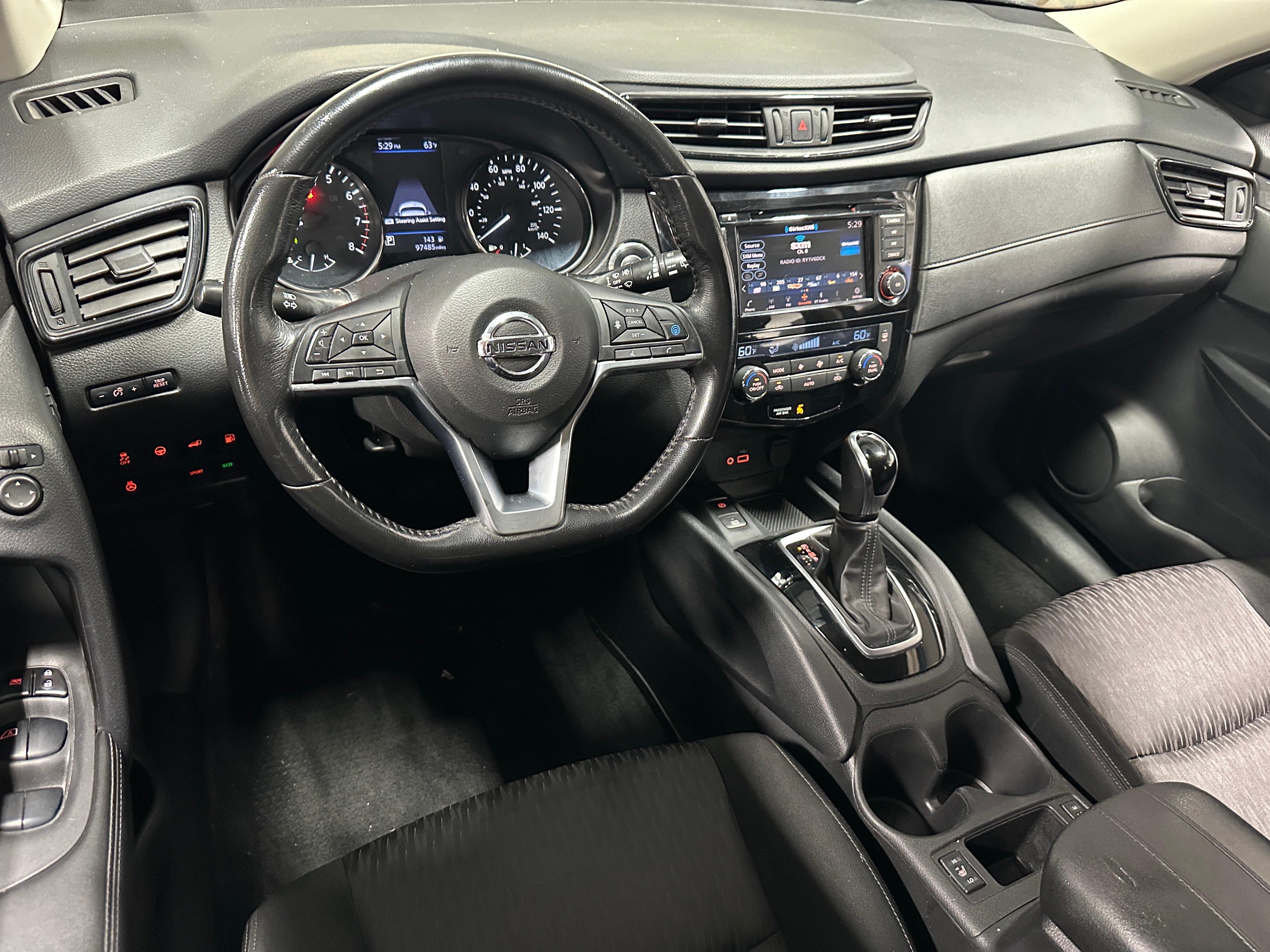2019 Nissan Rogue SV 3