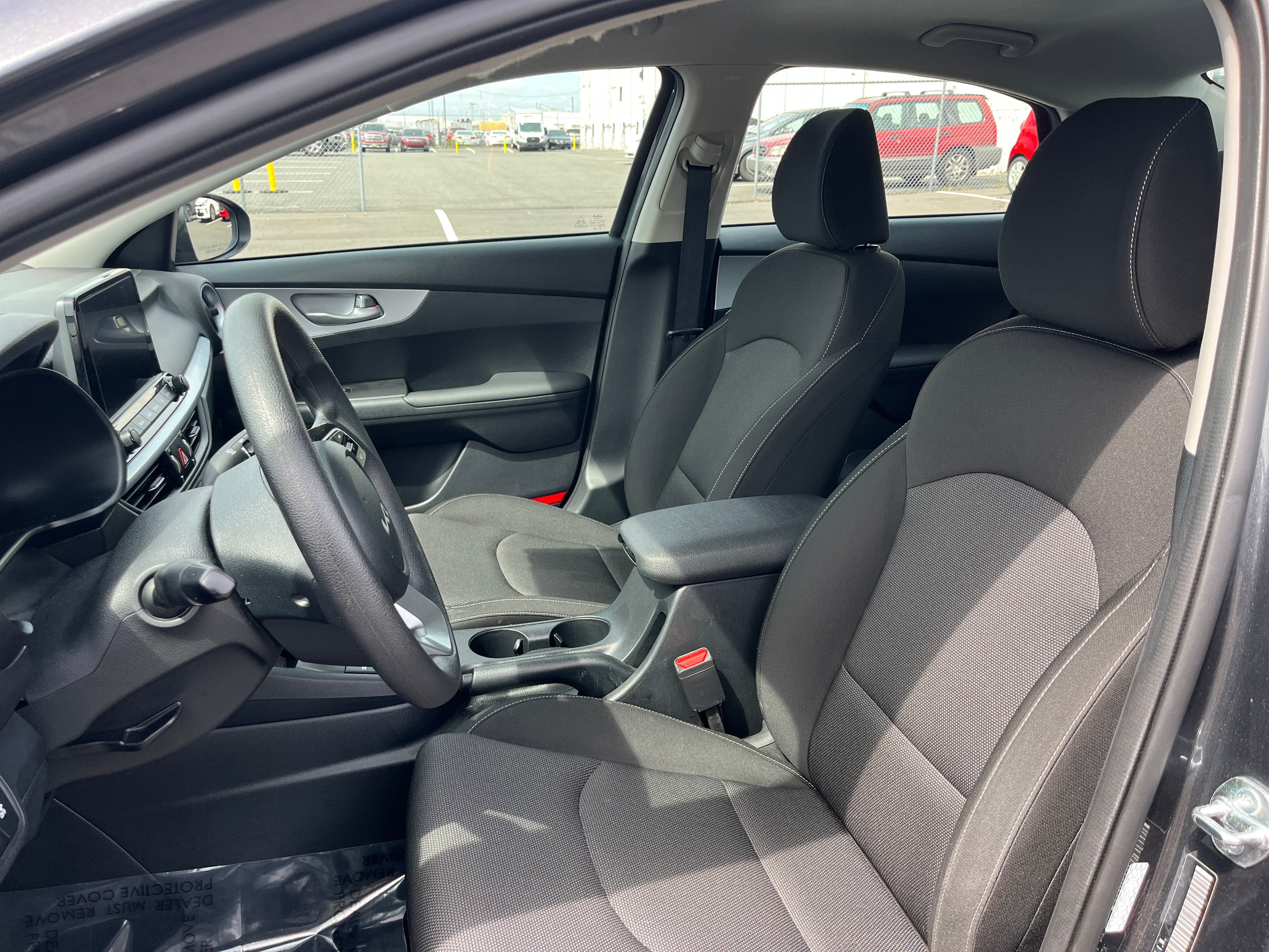2024 Kia Forte LXS 2