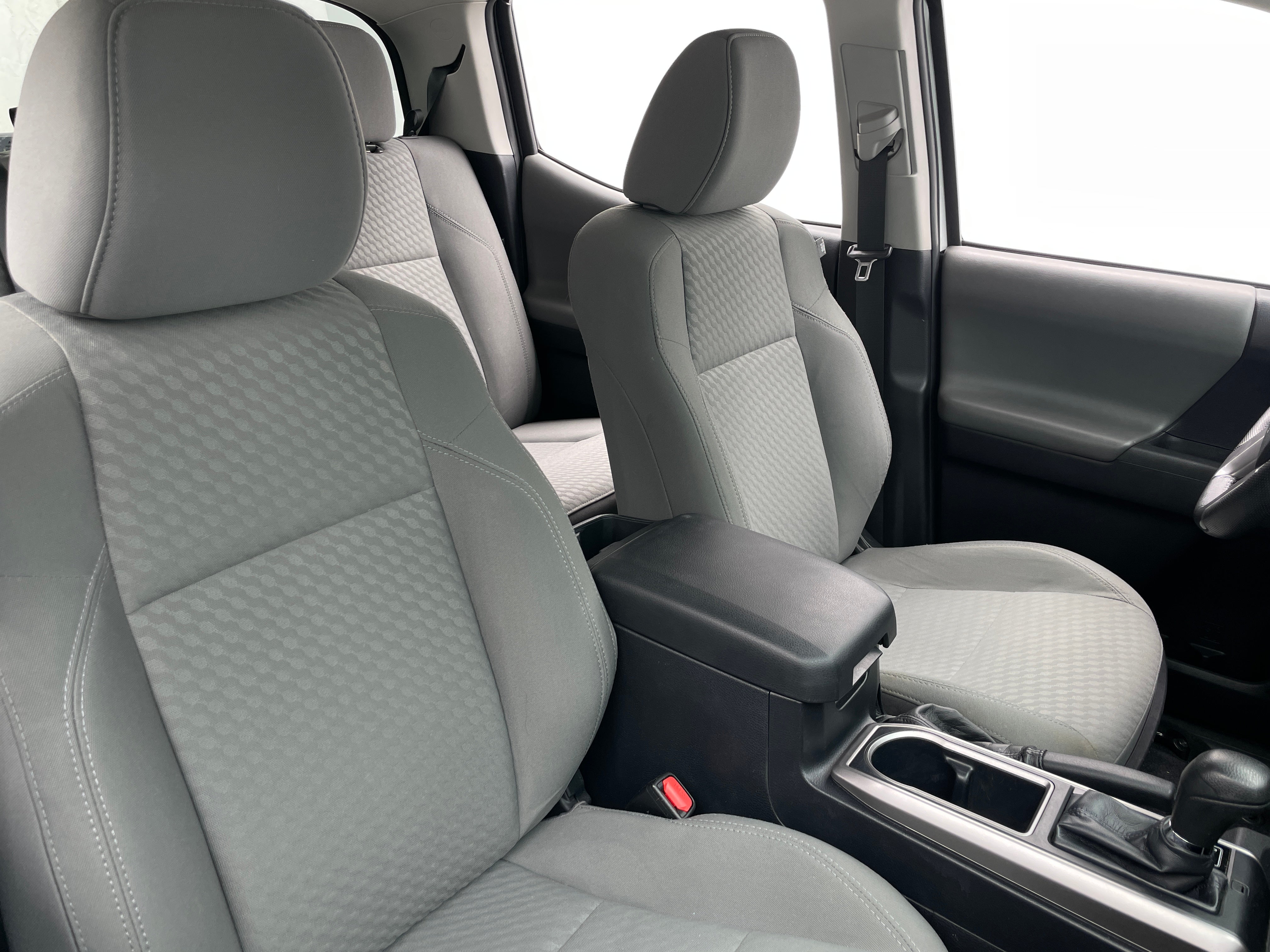 2020 Toyota Tacoma SR5 2