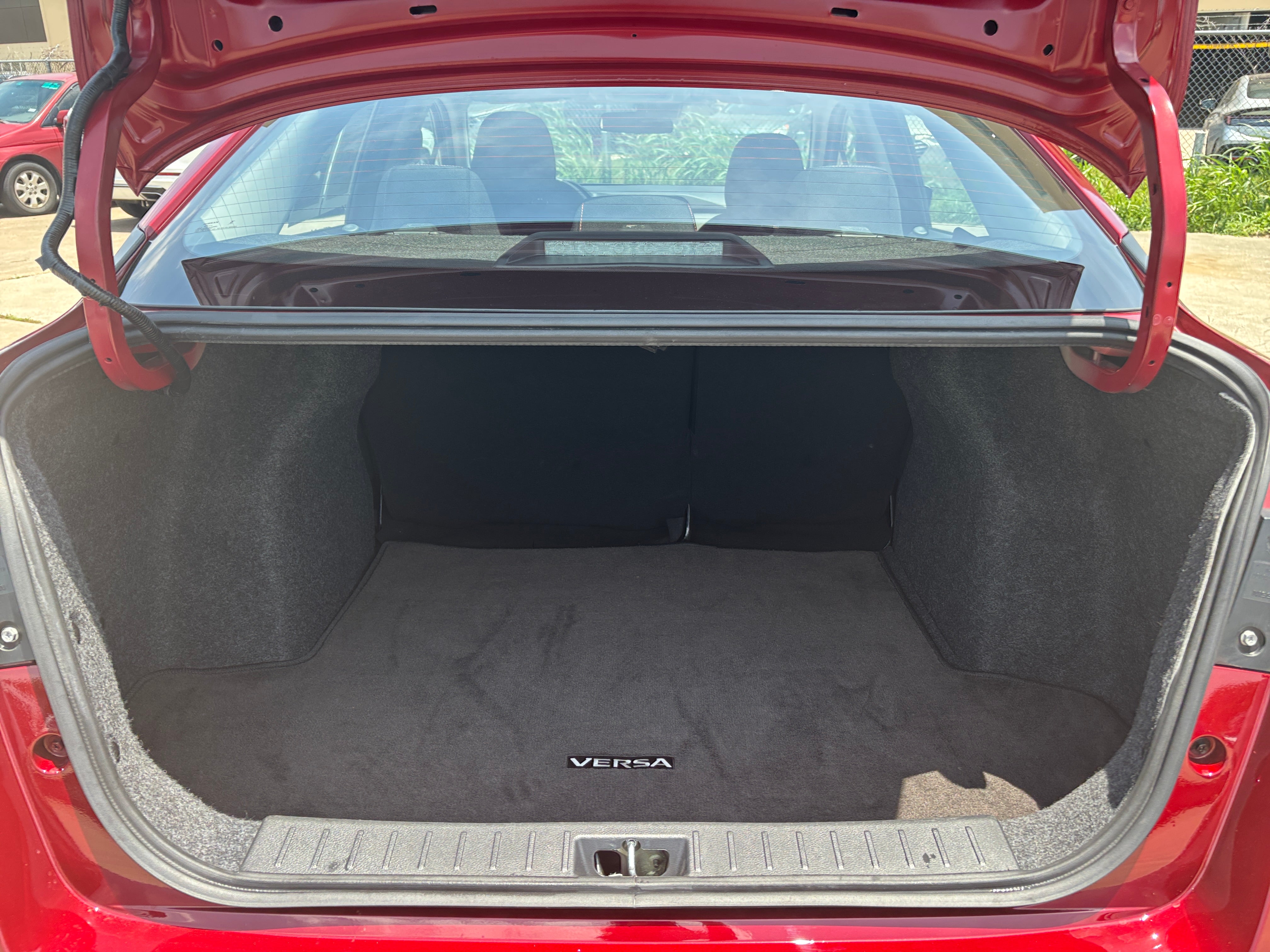 2024 Nissan Versa SR 6