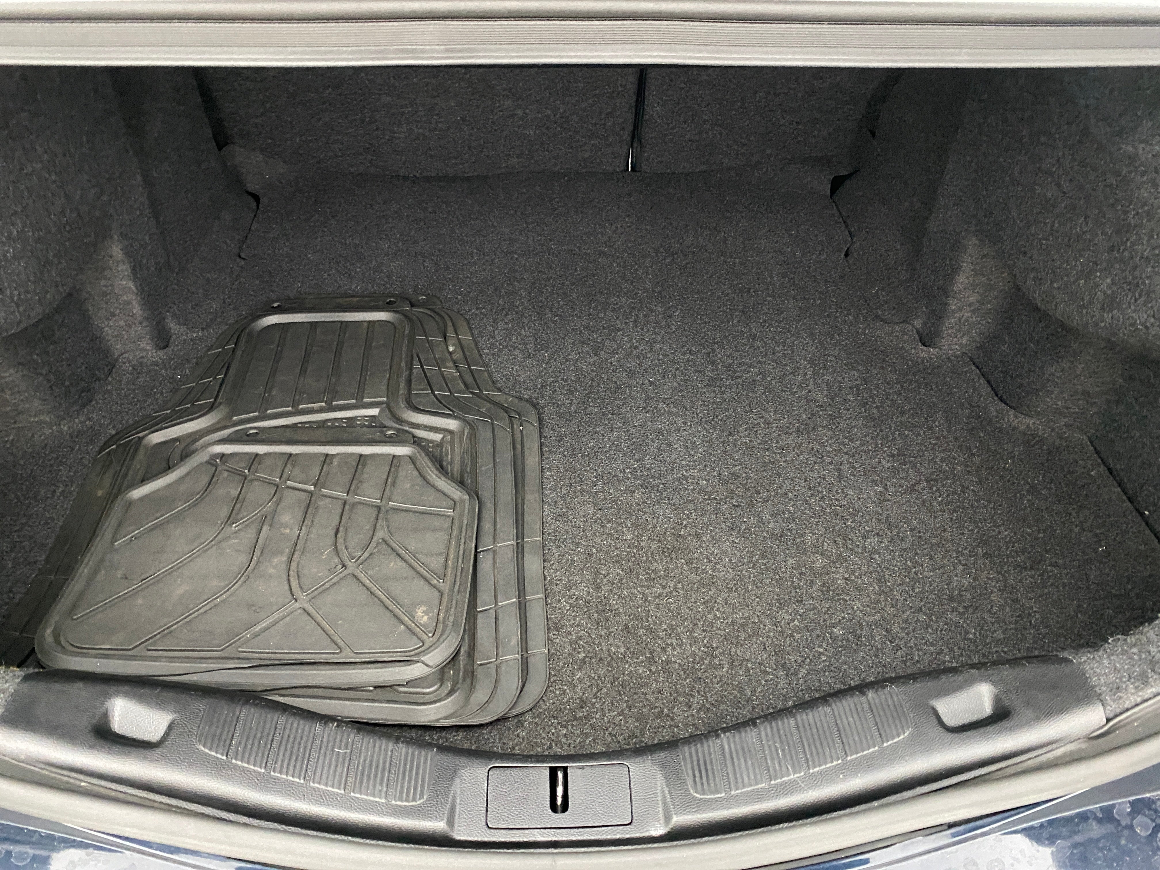 2020 Ford Fusion SE 7