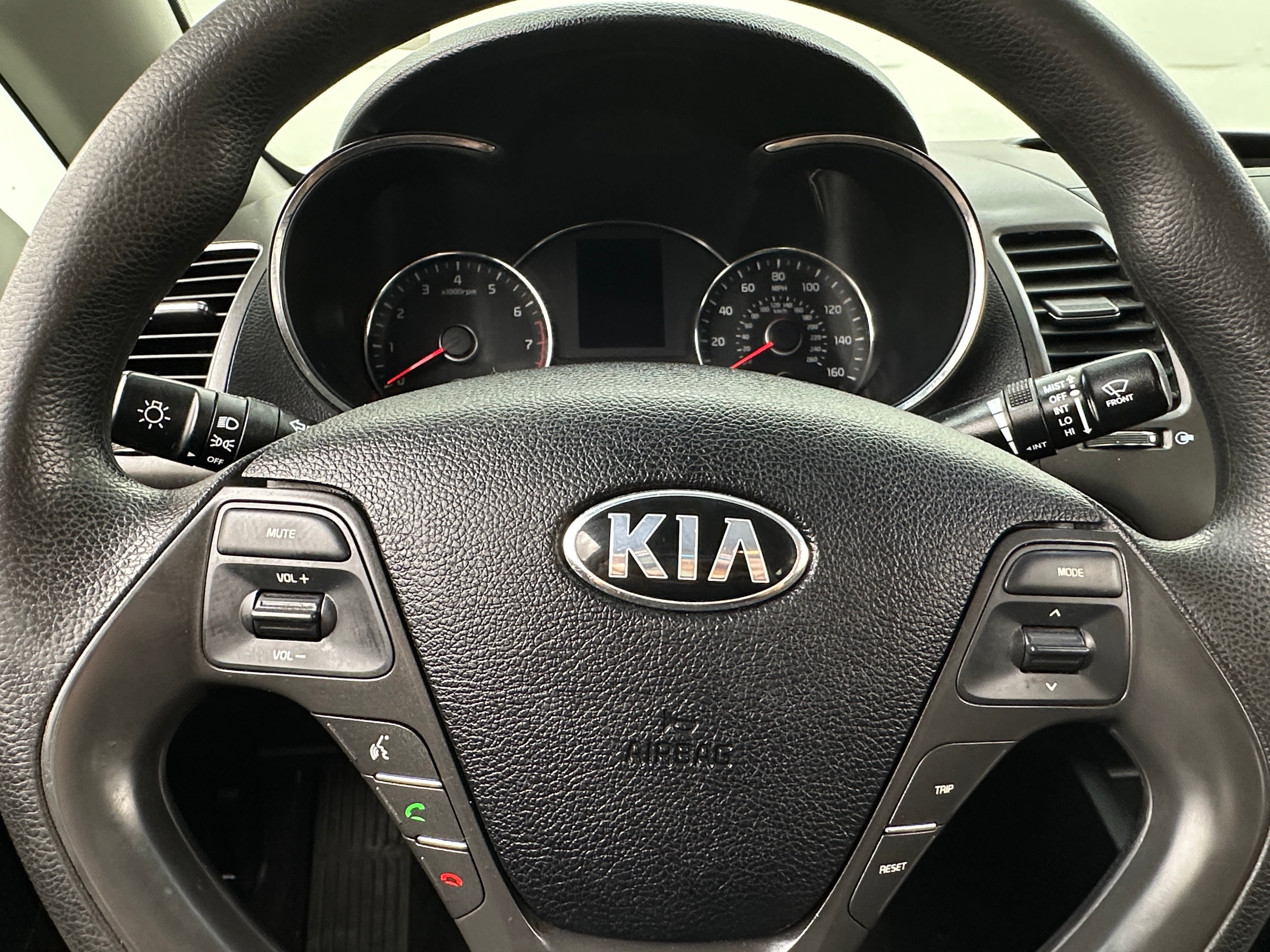 2017 Kia Forte LX 5