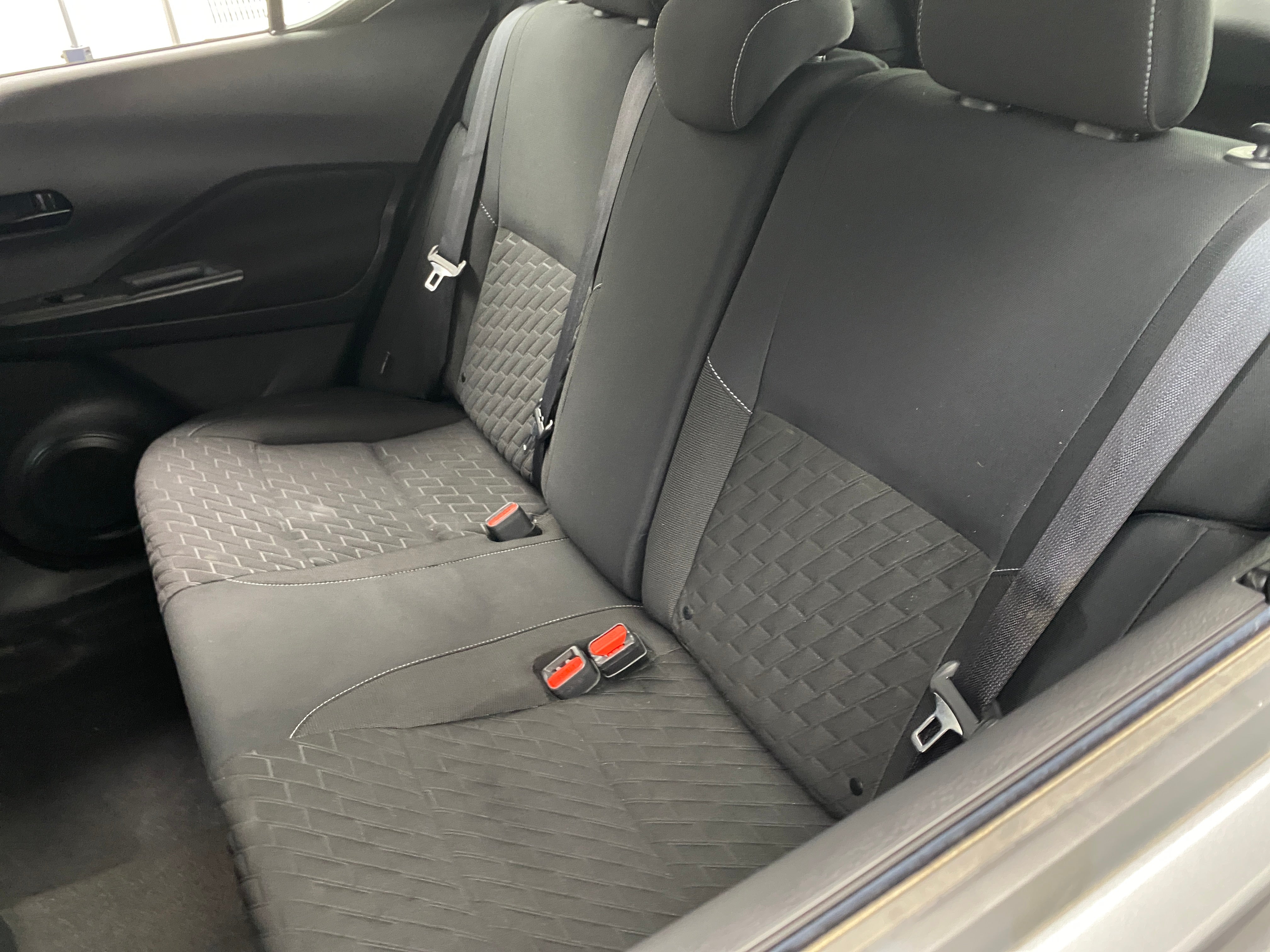 2021 Nissan Kicks S 6