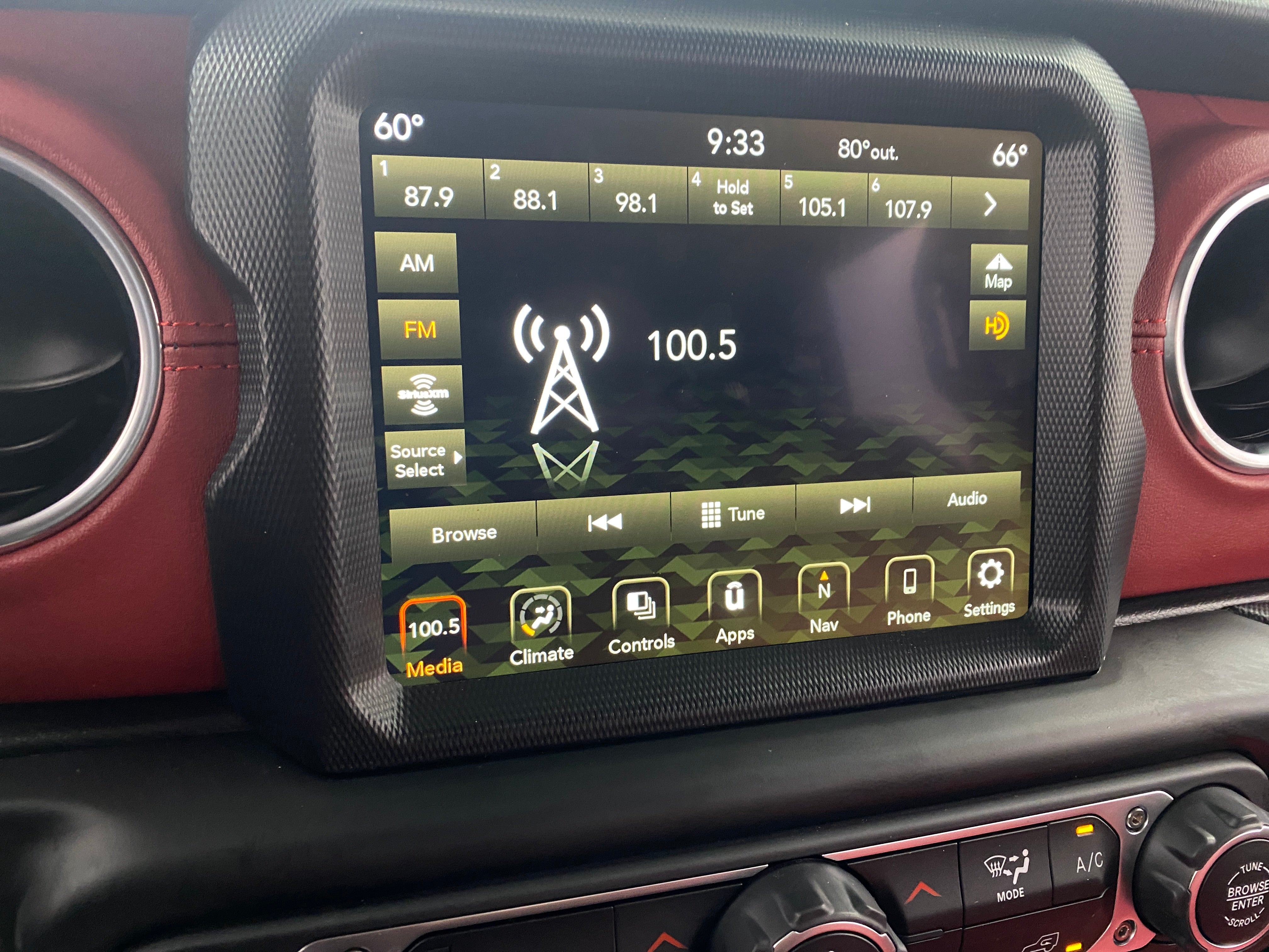 2023 Jeep Wrangler Rubicon 4xe 3