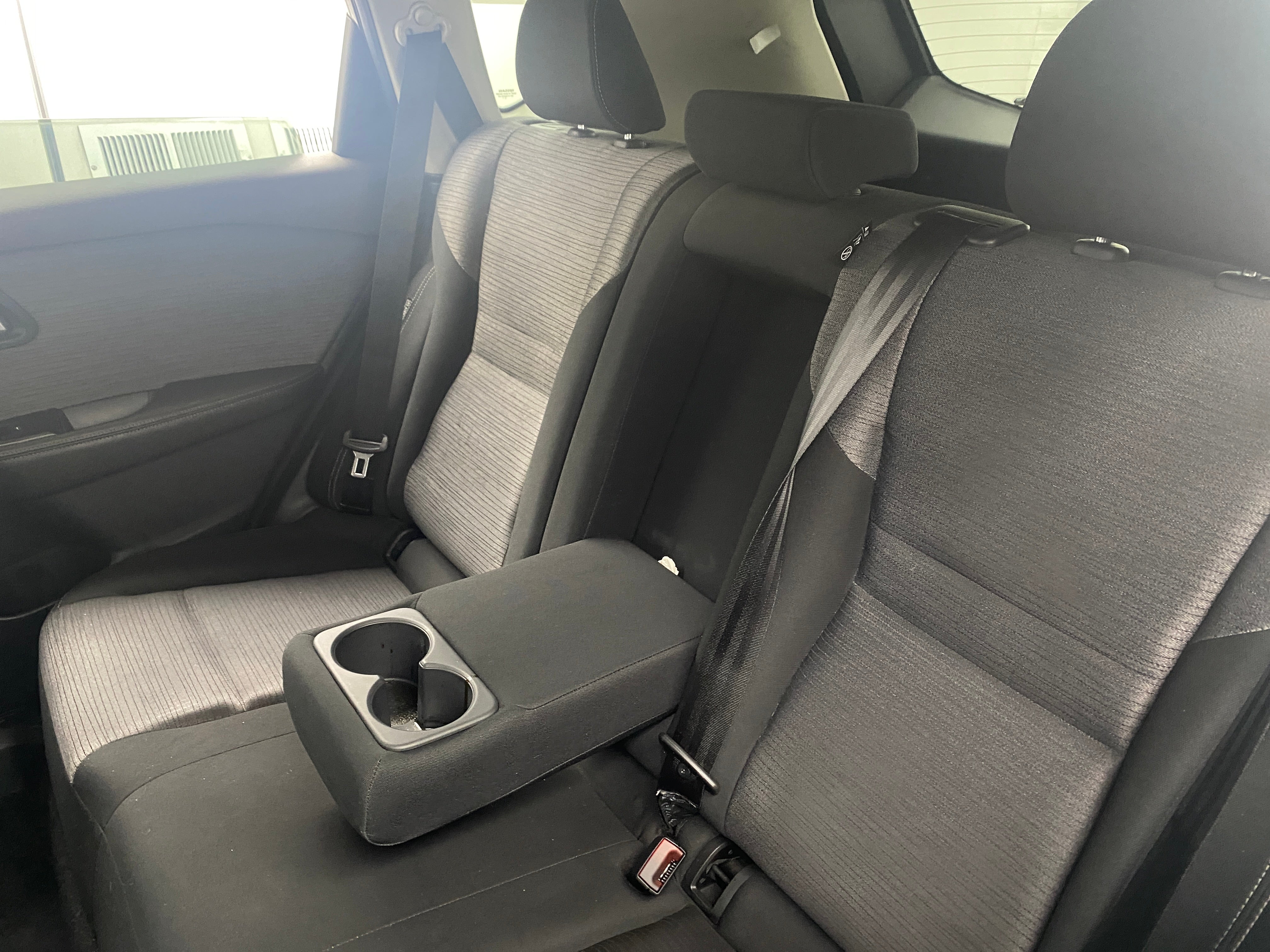 2021 Nissan Rogue SV 6