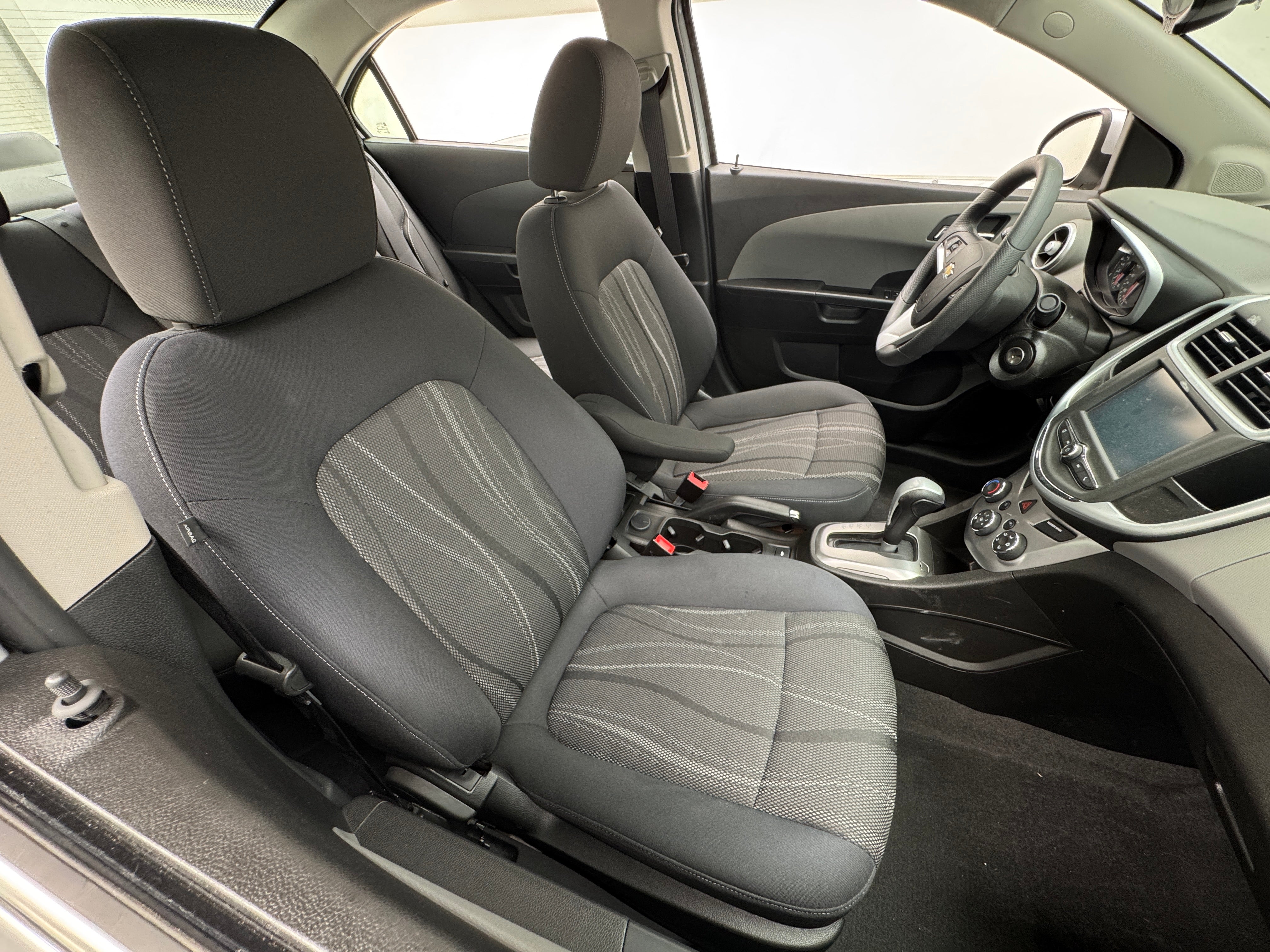 2017 Chevrolet Sonic LT 2