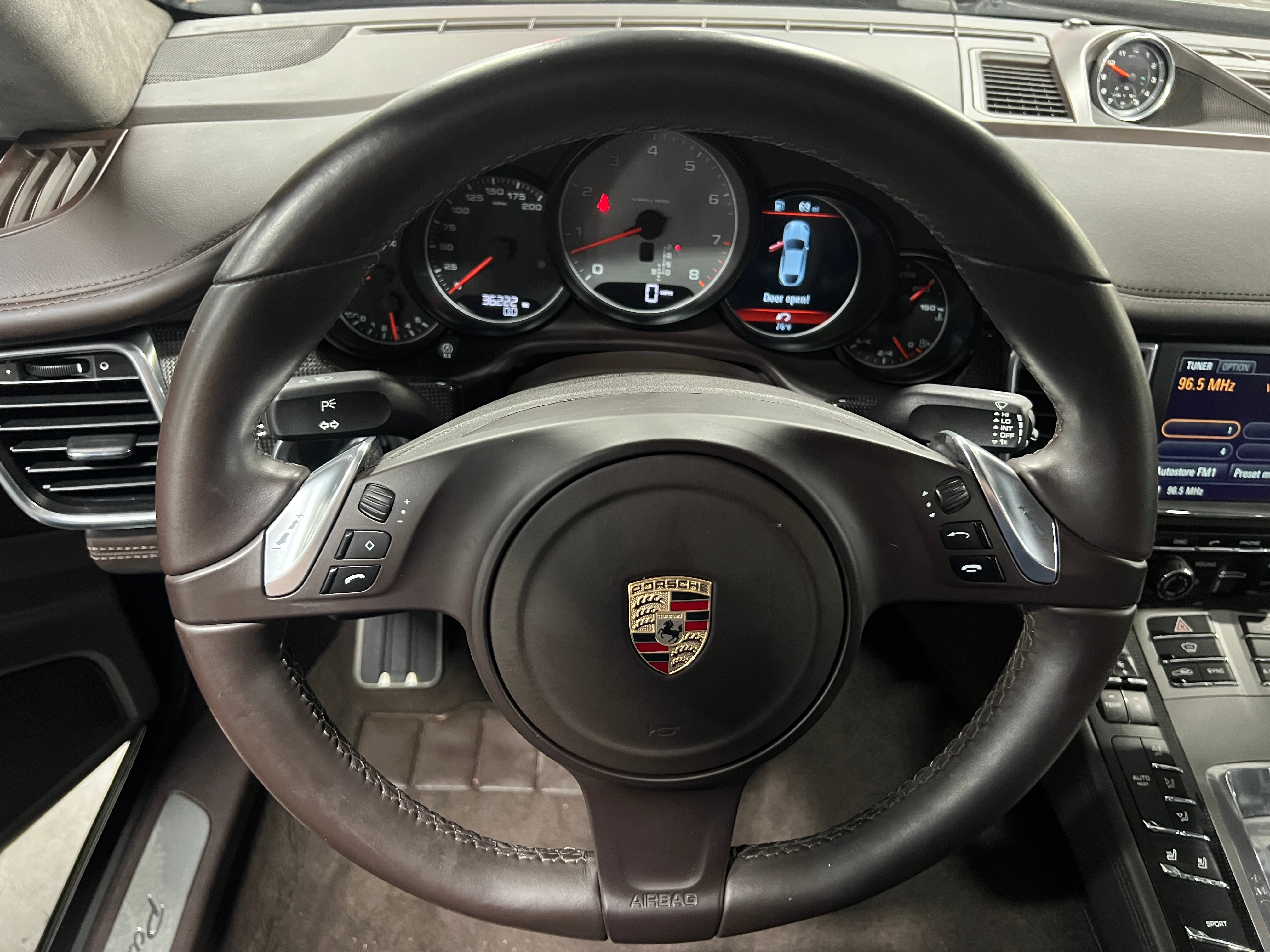2014 Porsche Panamera 4S Executive 4