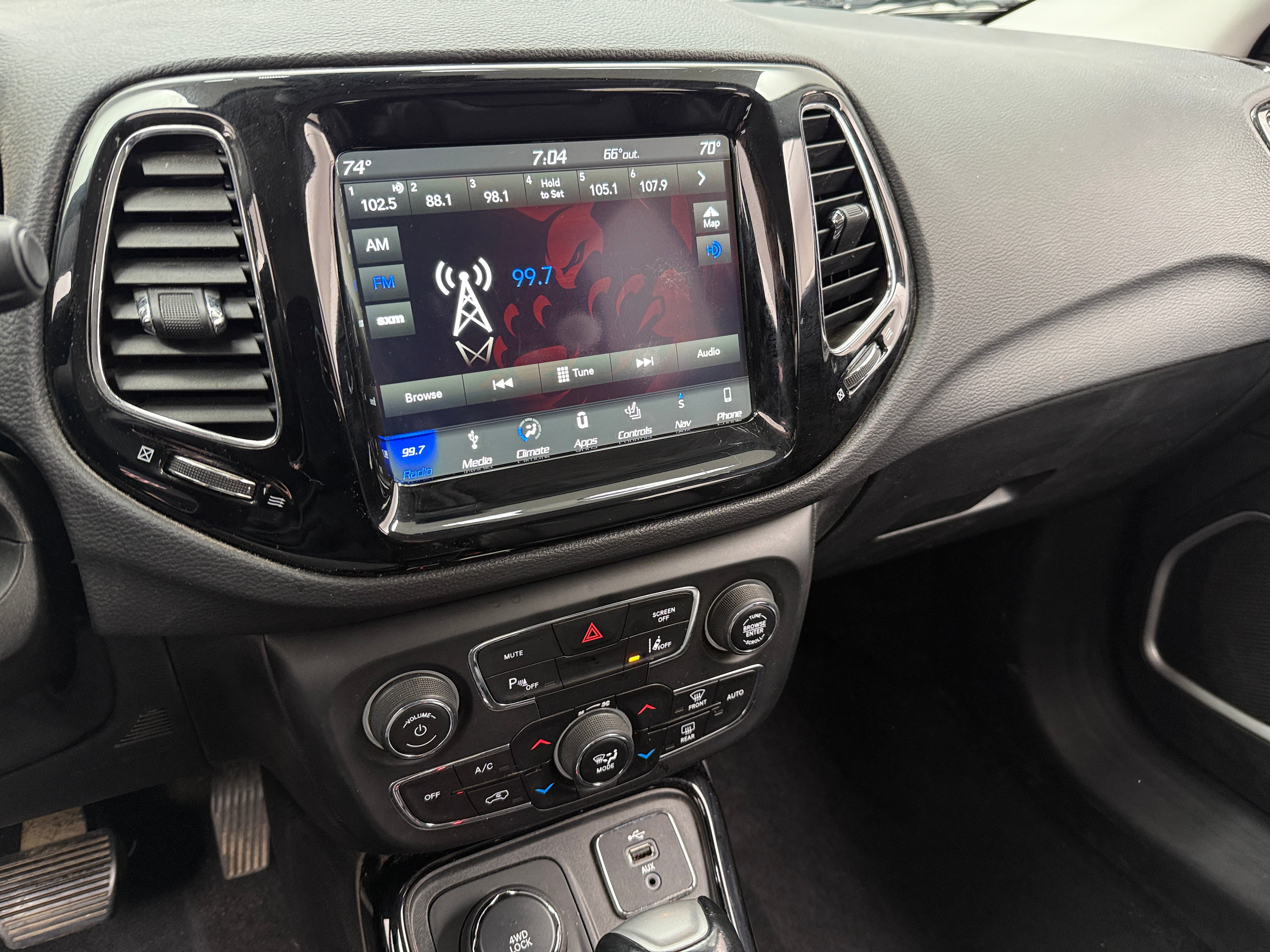 2018 Jeep Compass Limited 3