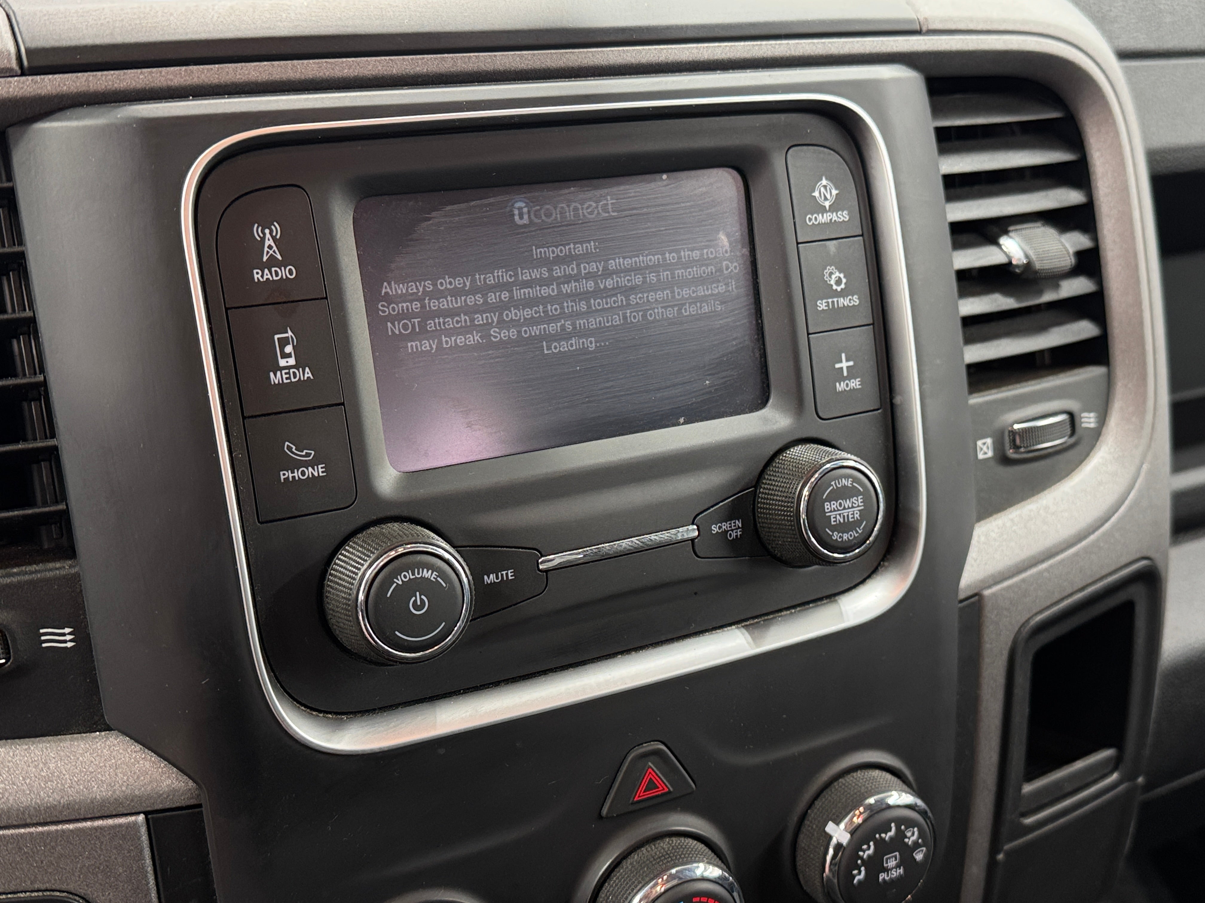 2021 RAM 1500 Classic Tradesman 4